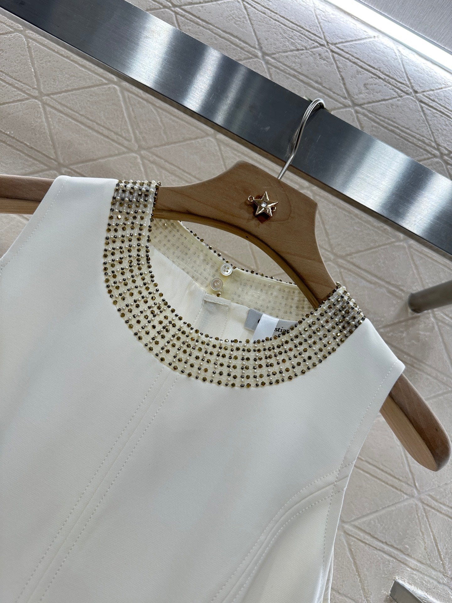 D*♥2025 new products Beaded sleeveless dress)