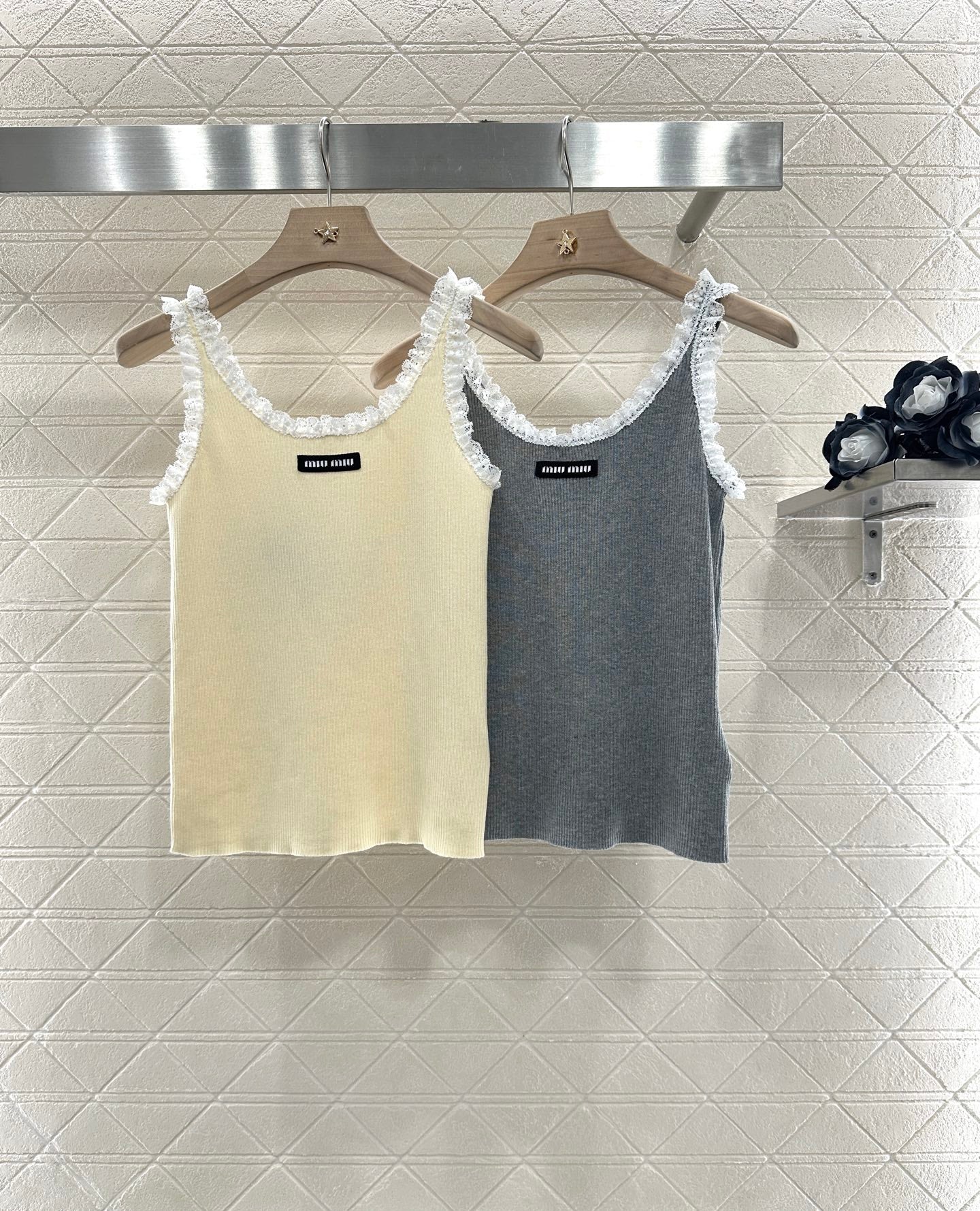Mi*mi*♥2025 new product Lace vest