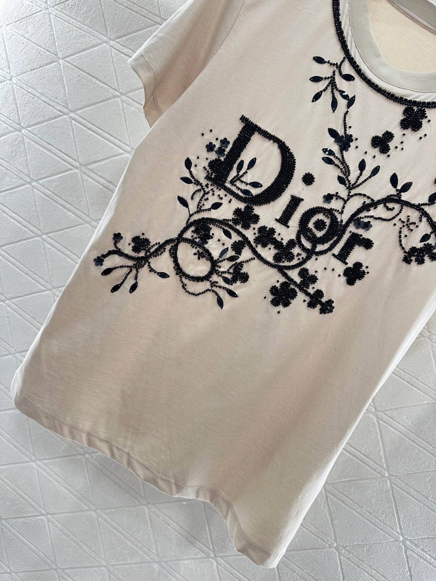 D*♥2025 new products Embroidered short sleeves