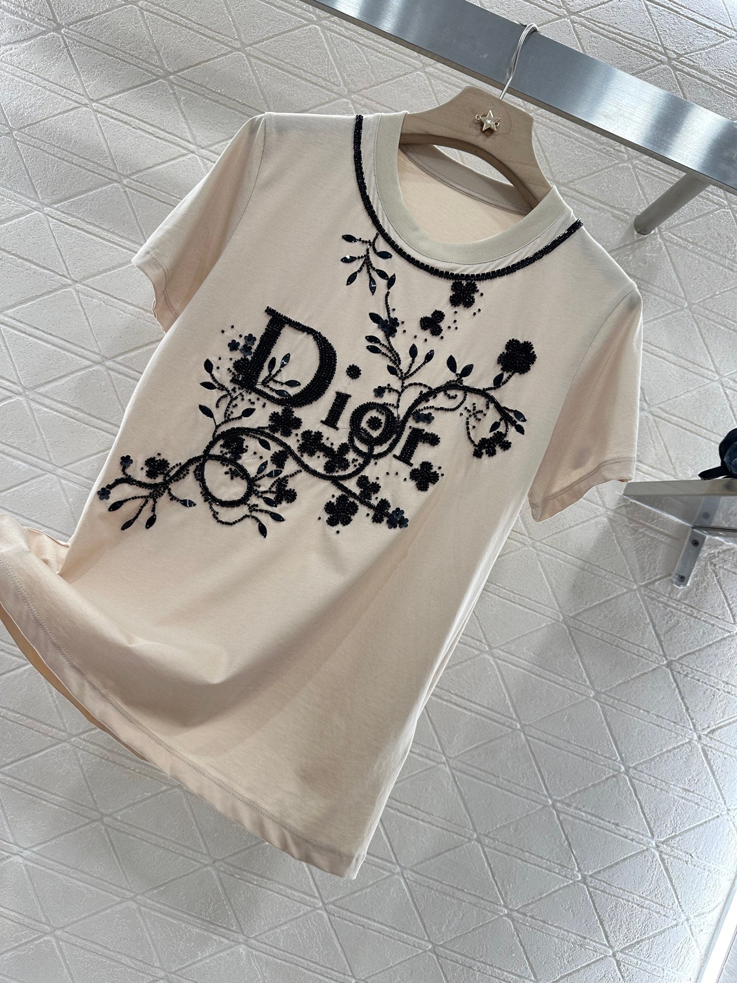 D*♥2025 new products Embroidered short sleeves
