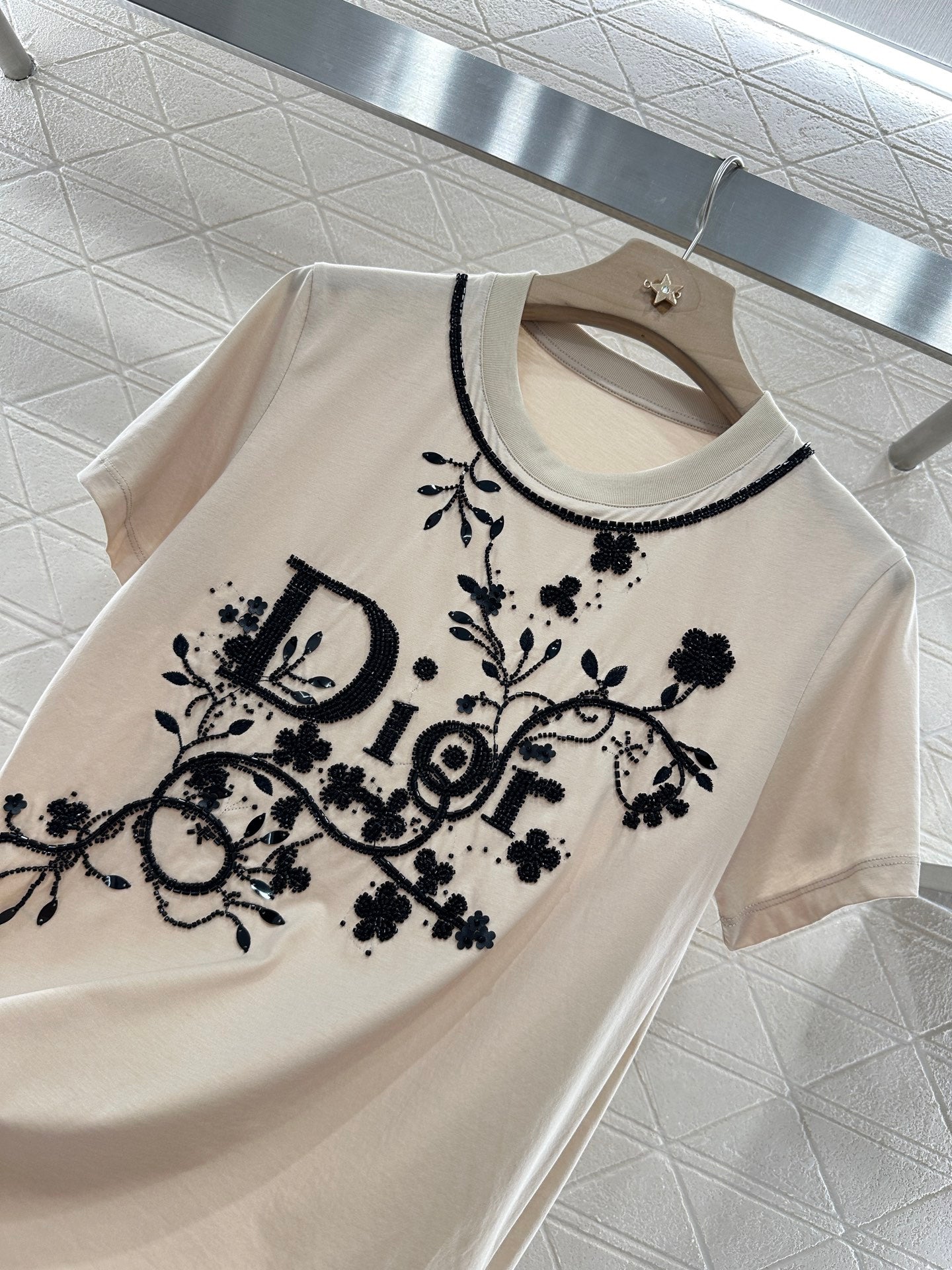 D*♥2025 new products Embroidered short sleeves