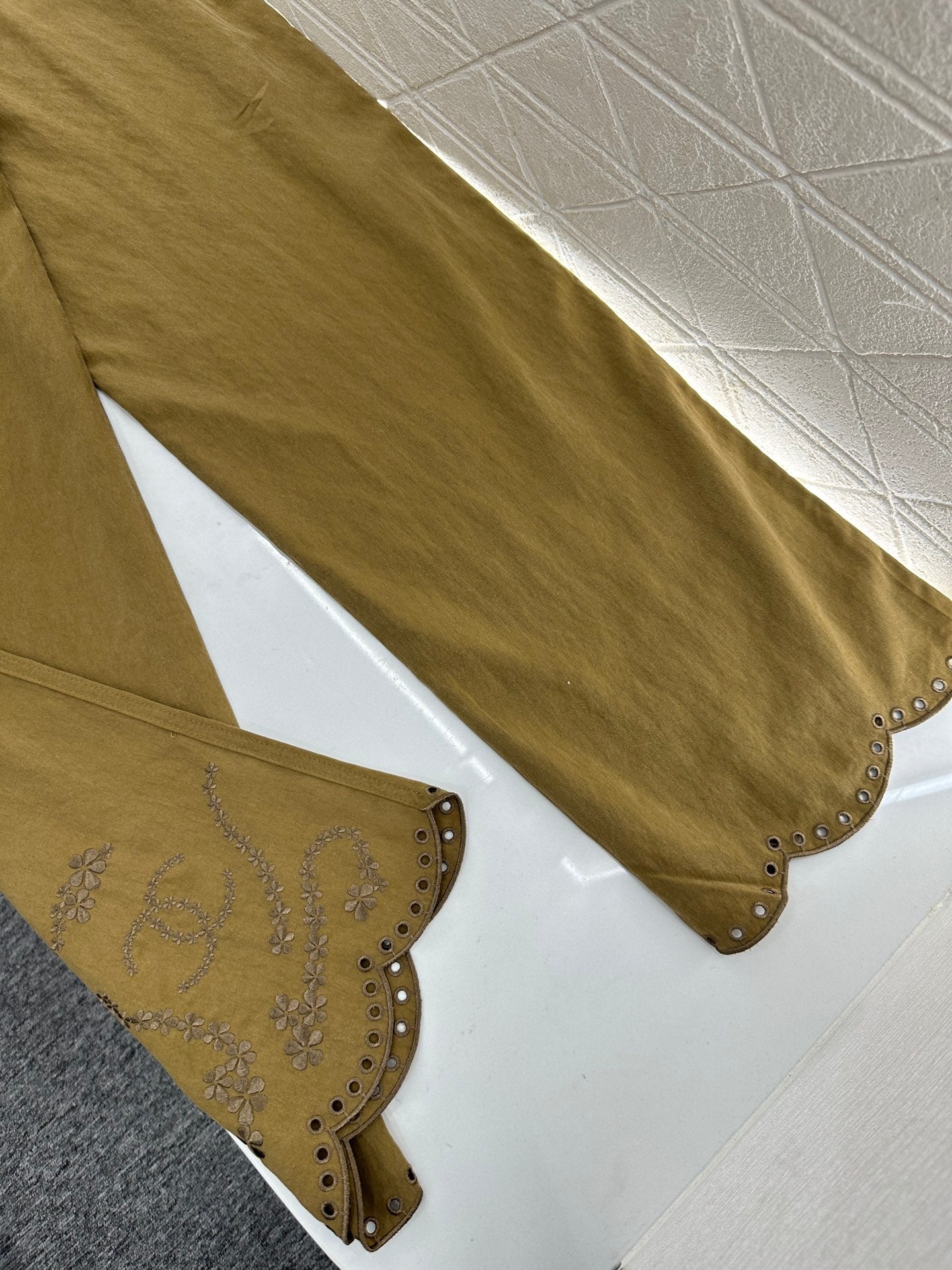 C*♥2025 new products Embroidered wide-leg trousers