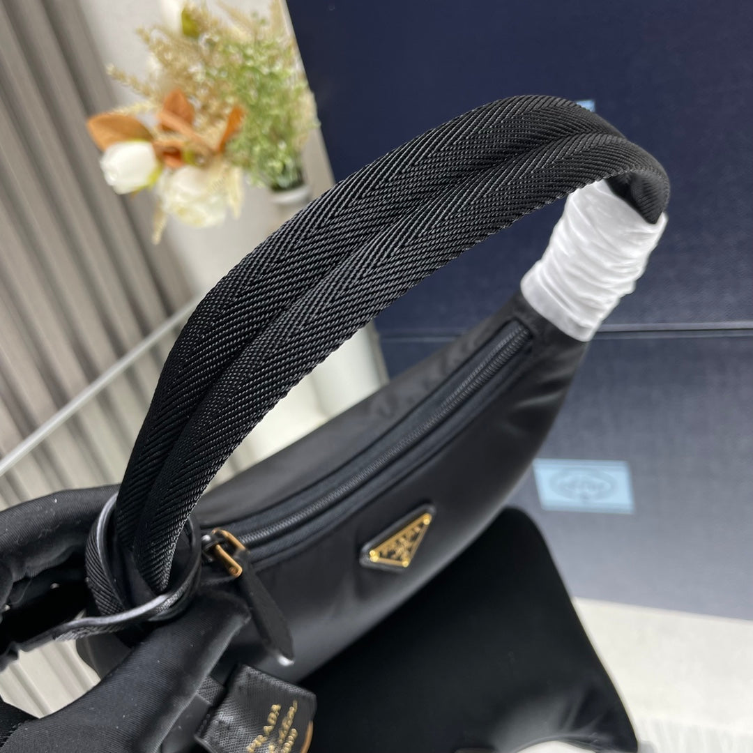 Newest Nylon Bags