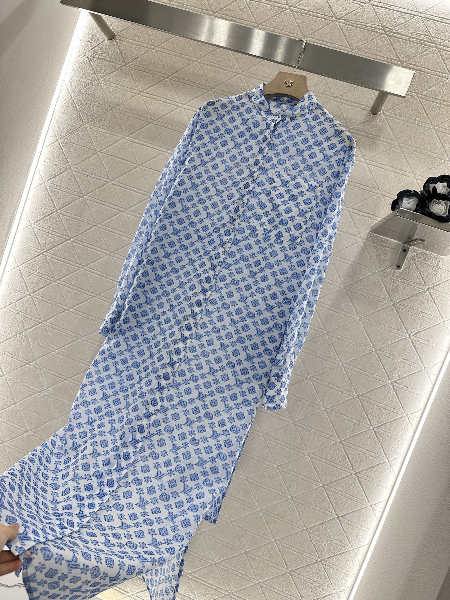 Louis *♥2025 new products Belt shirt dress