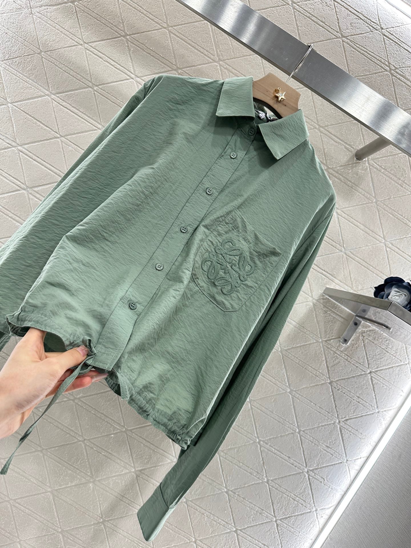 L*♥2025 new product Long-sleeved shirt