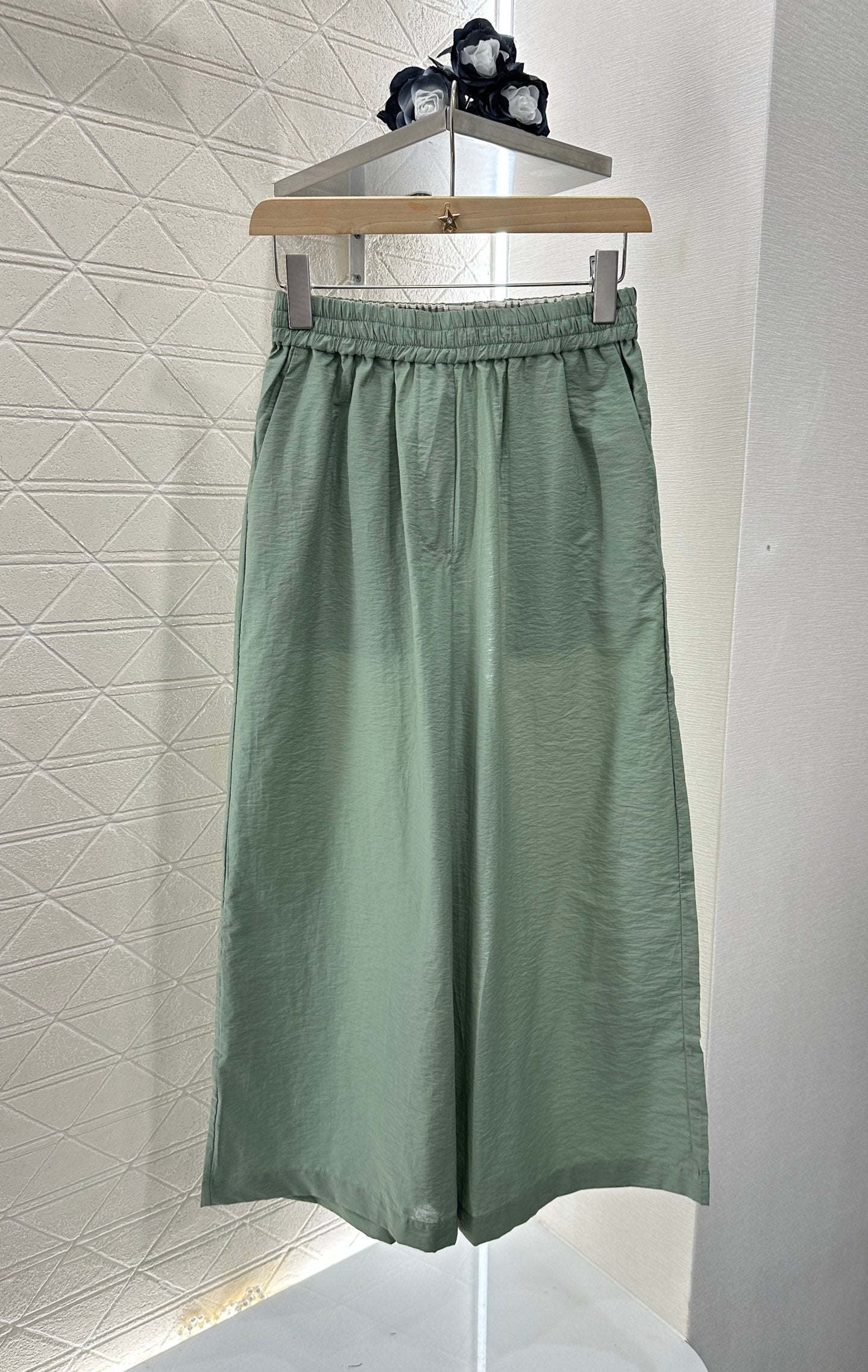L*♥2025 new products Cropped pants