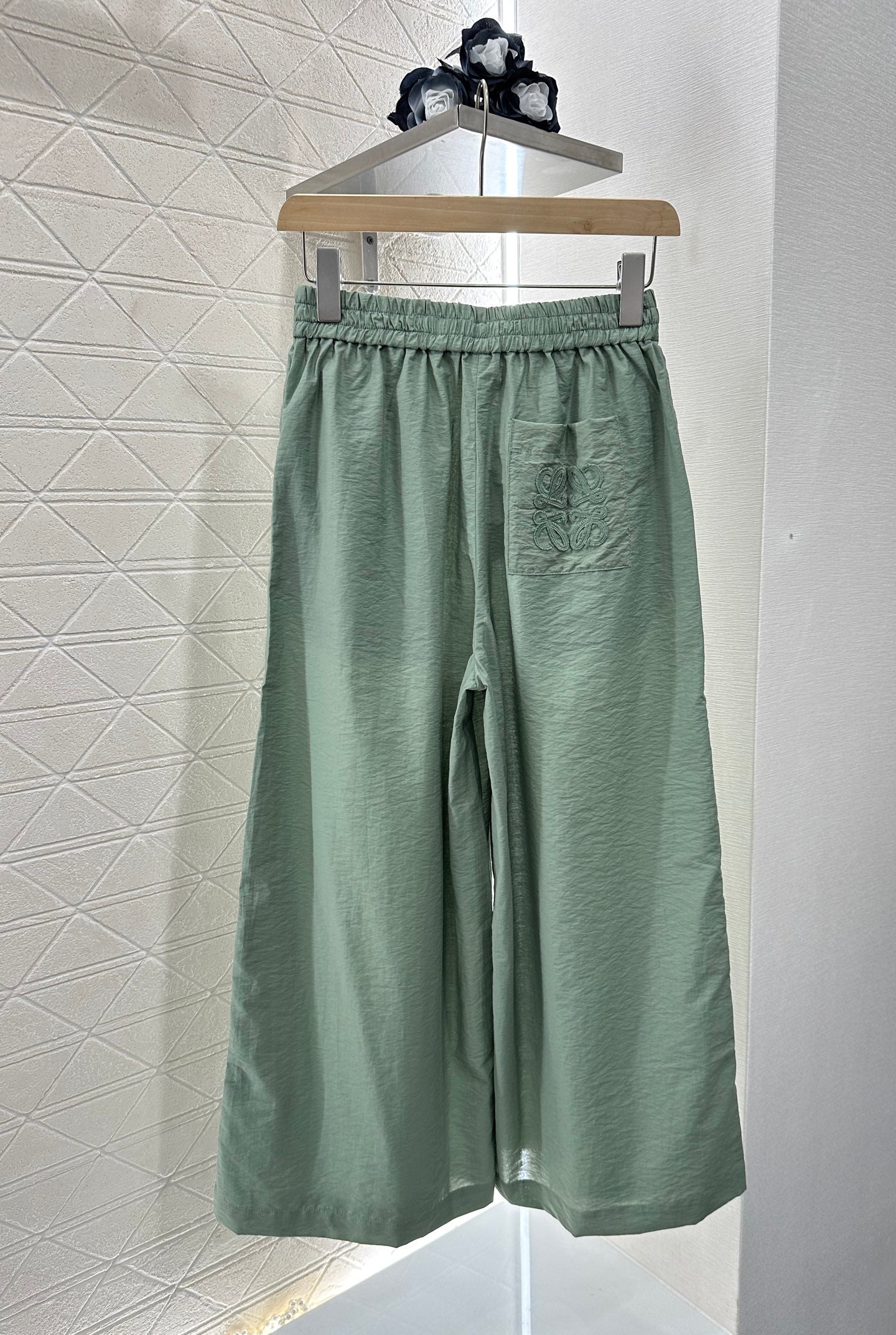 L*♥2025 new products Cropped pants