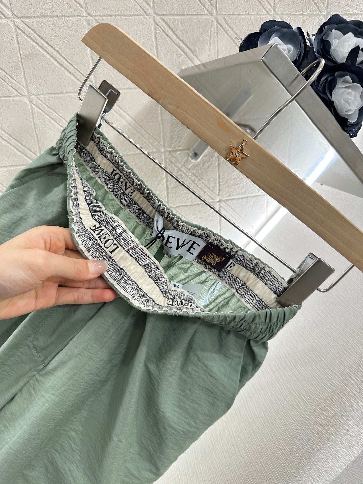 L*♥2025 new products Cropped pants