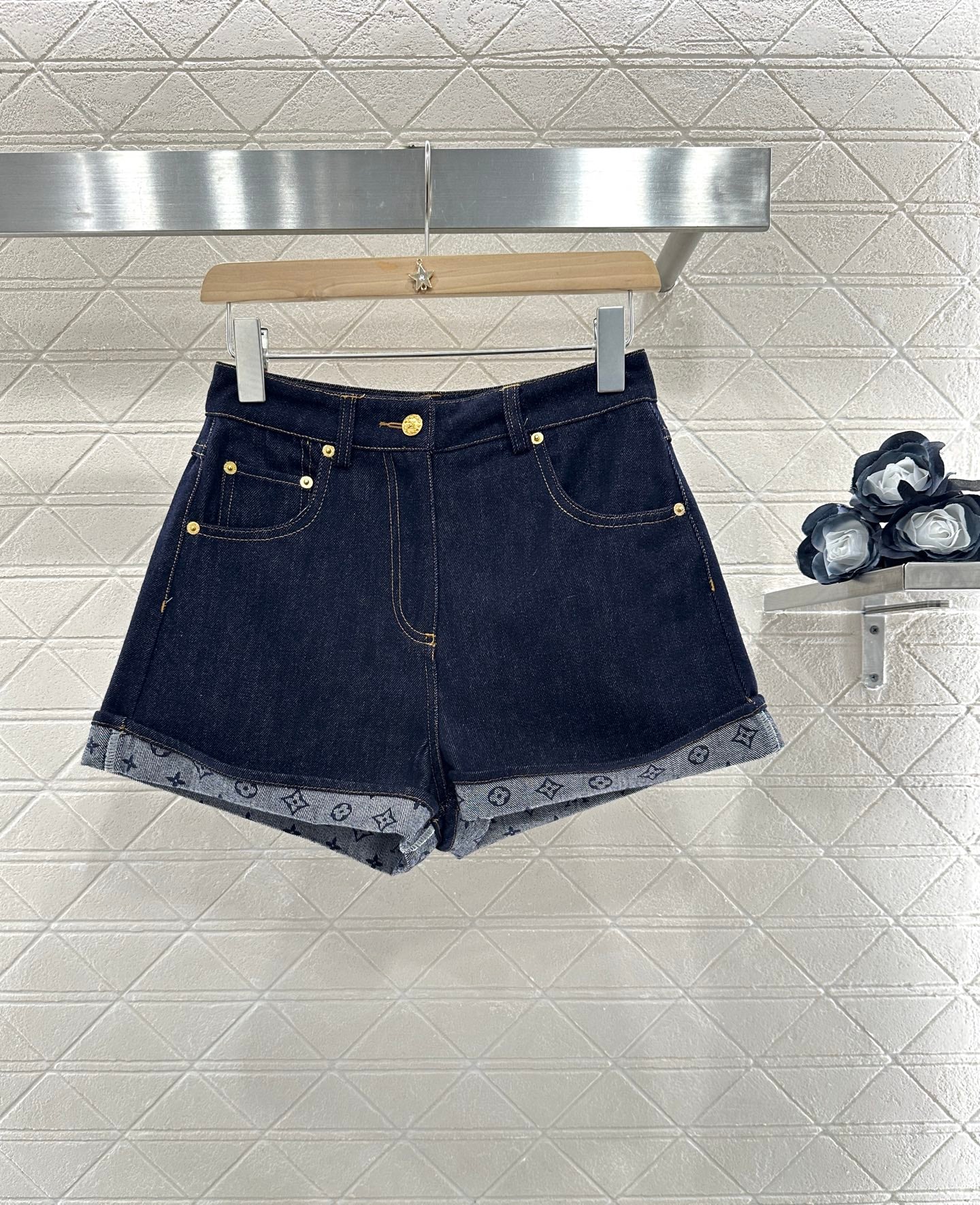 Louis *♥2025 new products Vest and shorts set