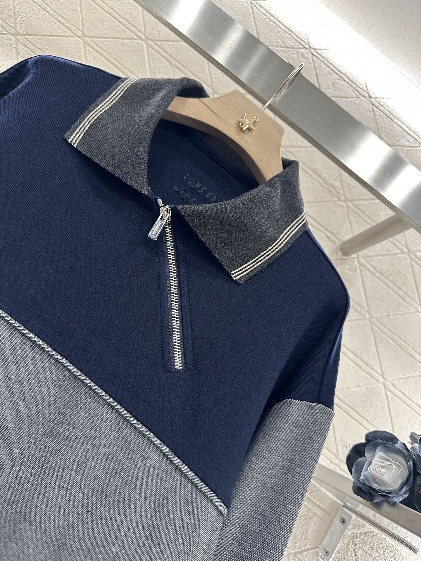 Mi*mi*♥2025 new product Half-open sweatshirt