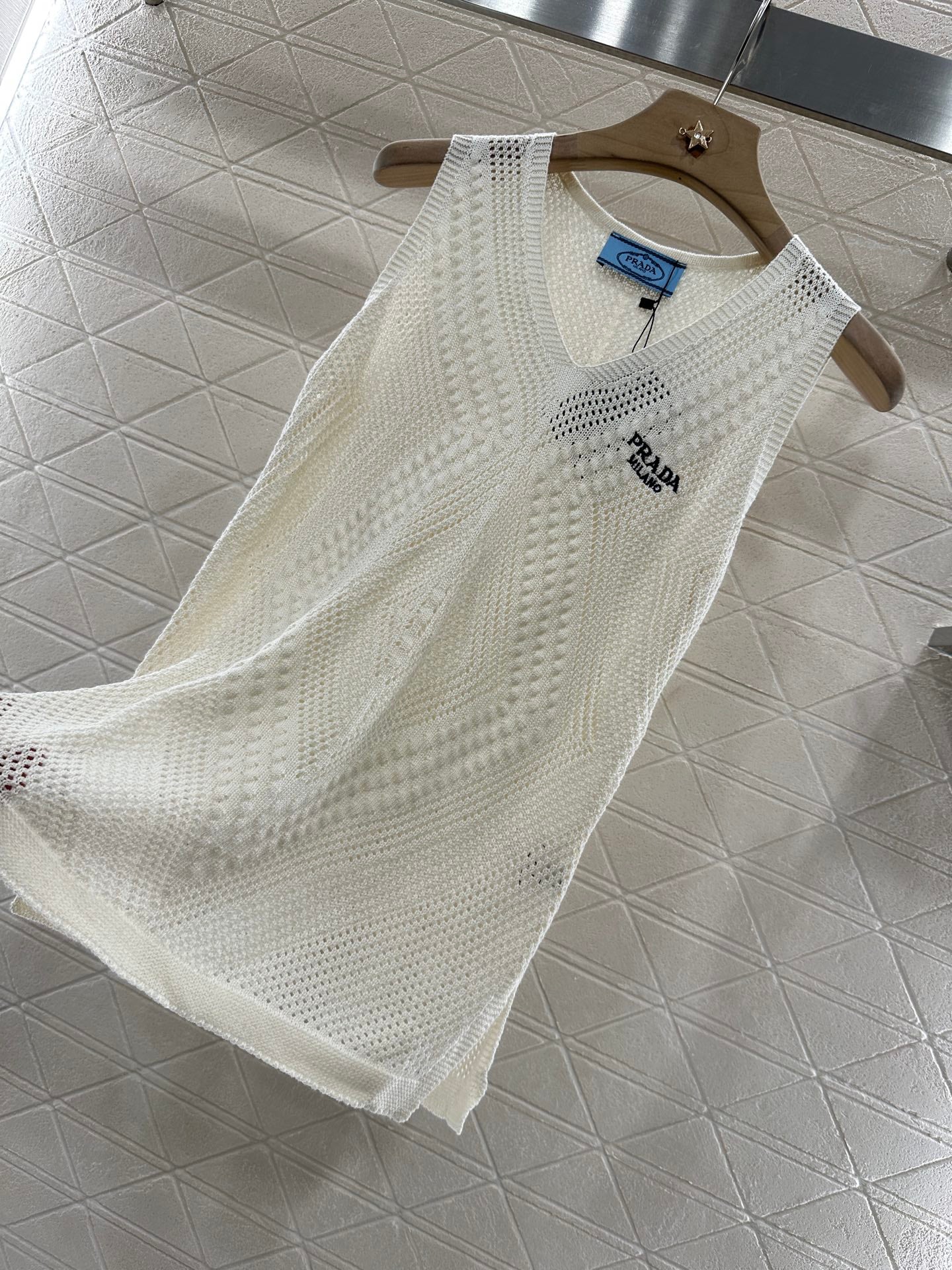 P*♥2025 new product Hollow knitted vest
