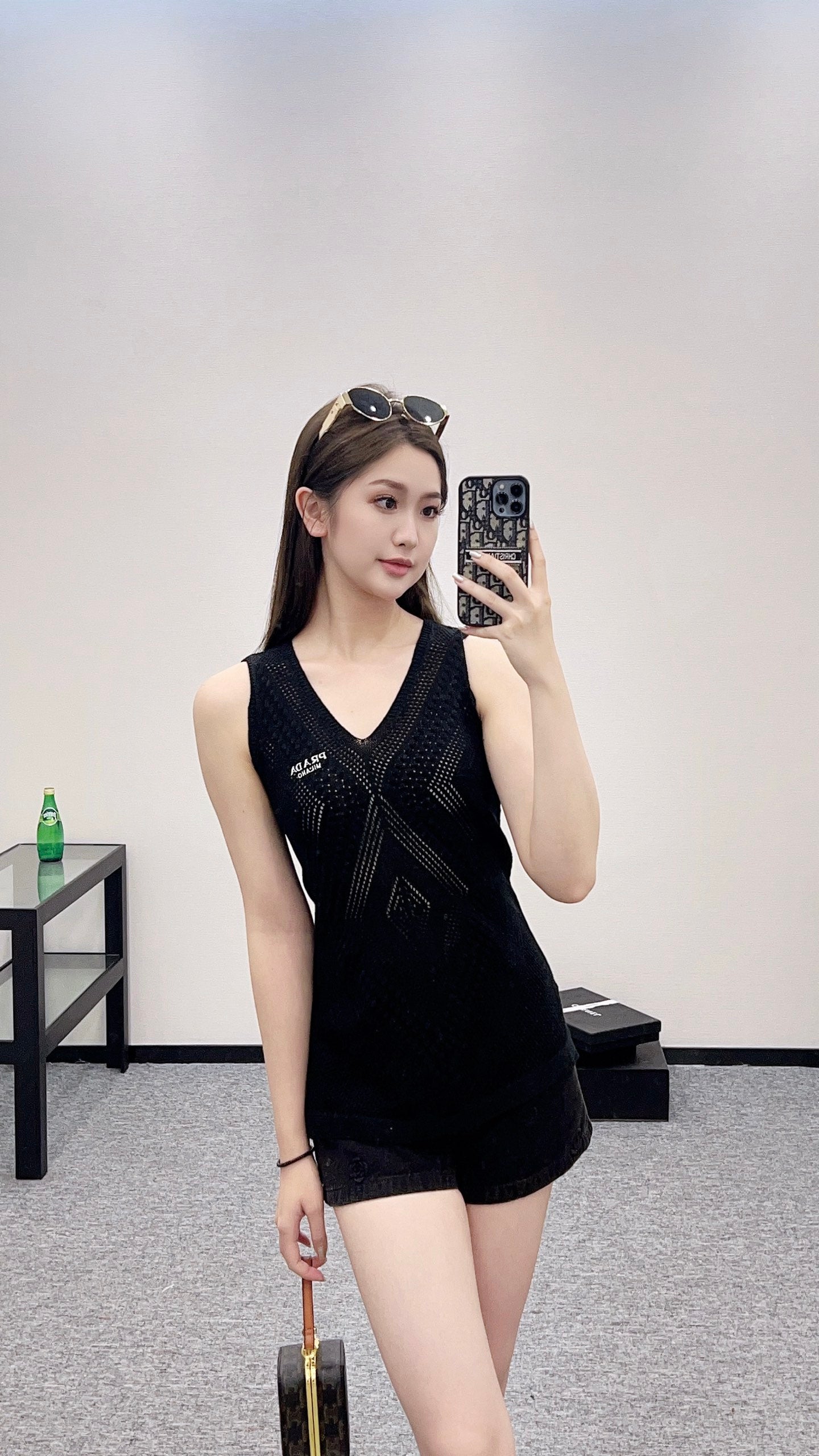 P*♥2025 new product Hollow knitted vest