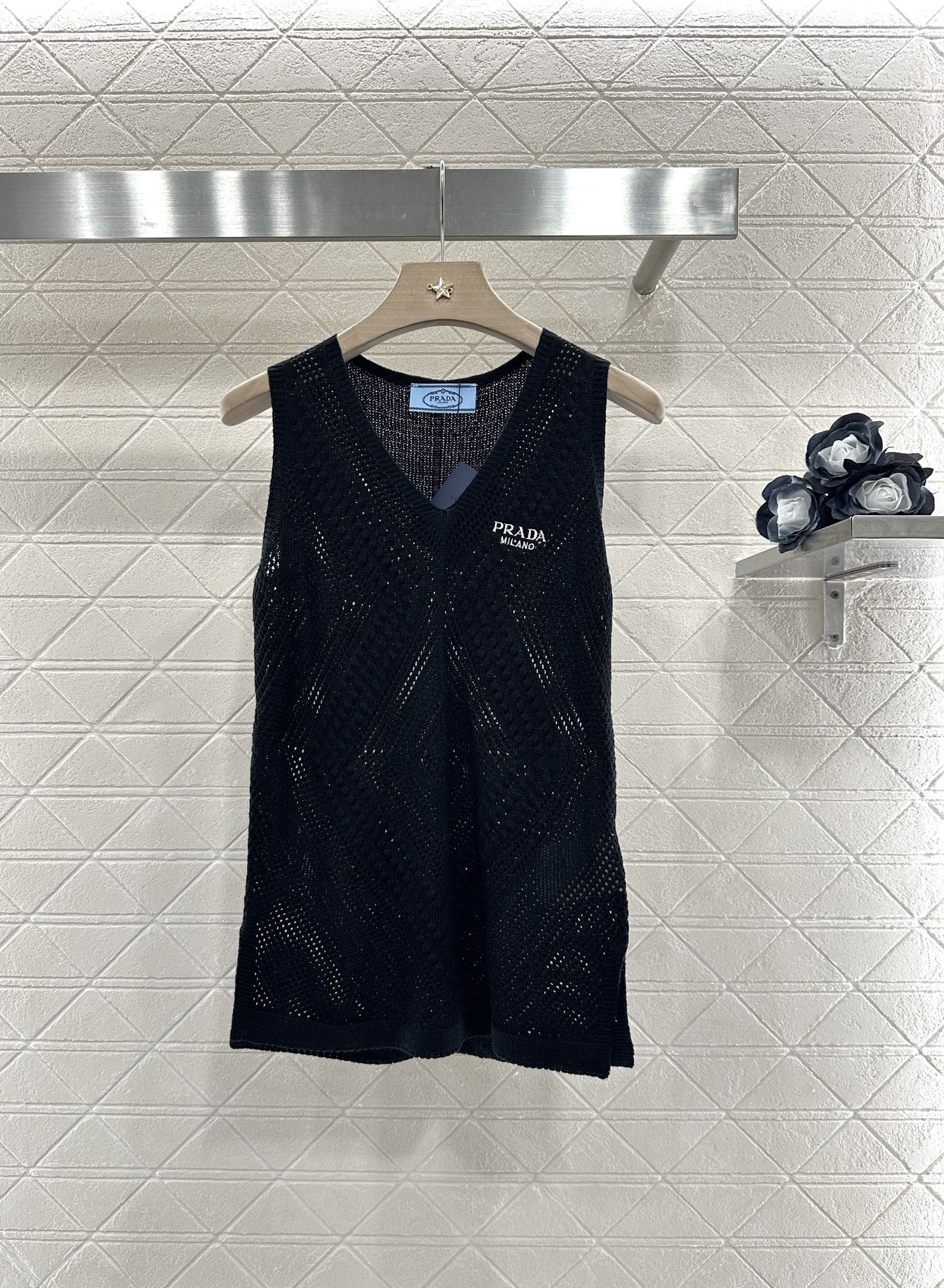P*♥2025 new product Hollow knitted vest