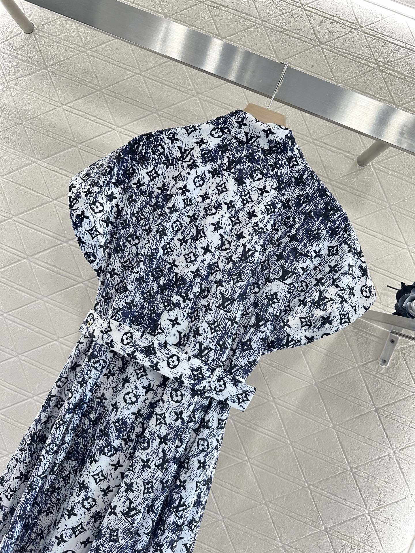 Louis *♥2025 new products Belt dress