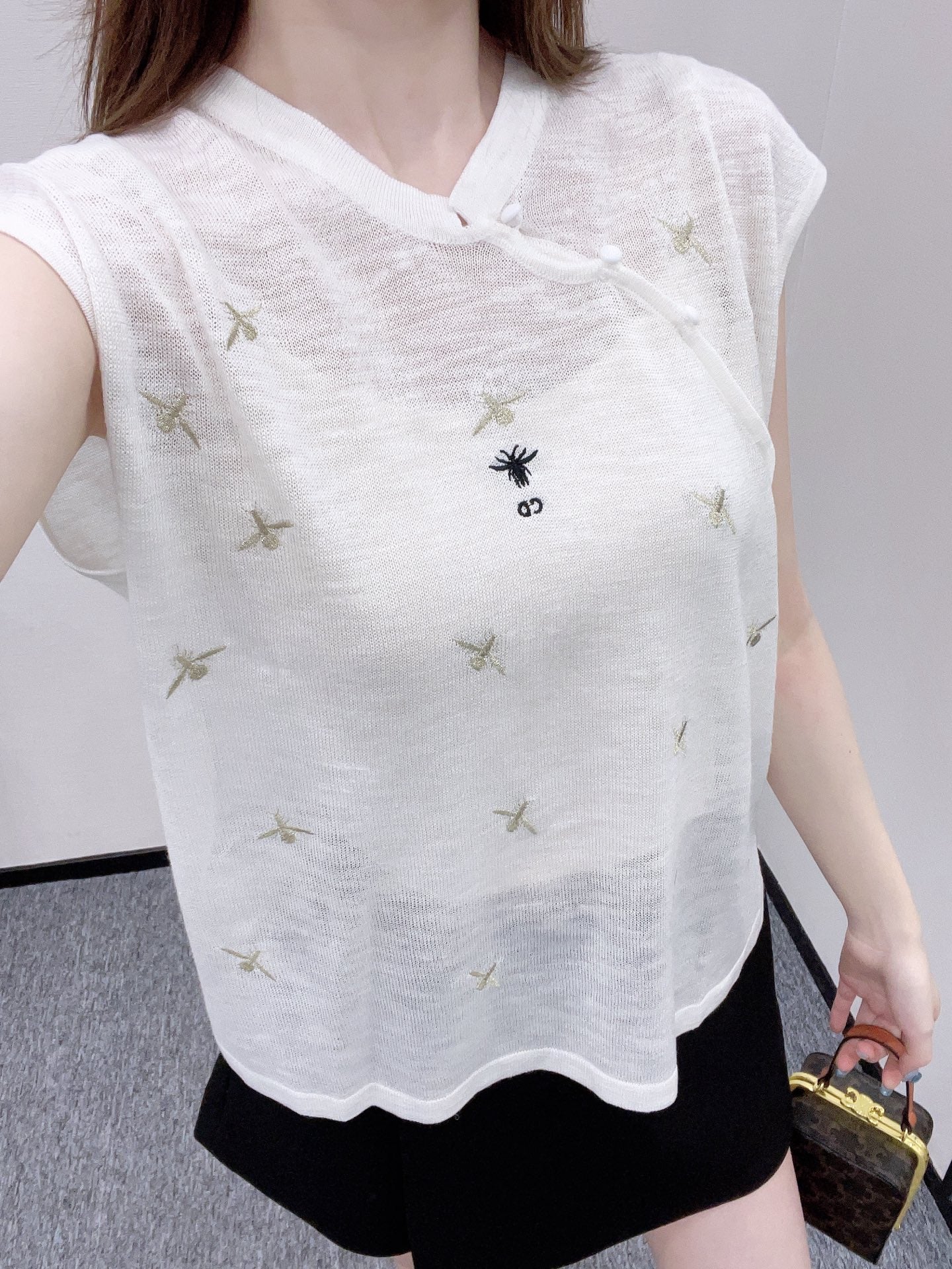 D*♥2025 new product Embroidered knitted vest