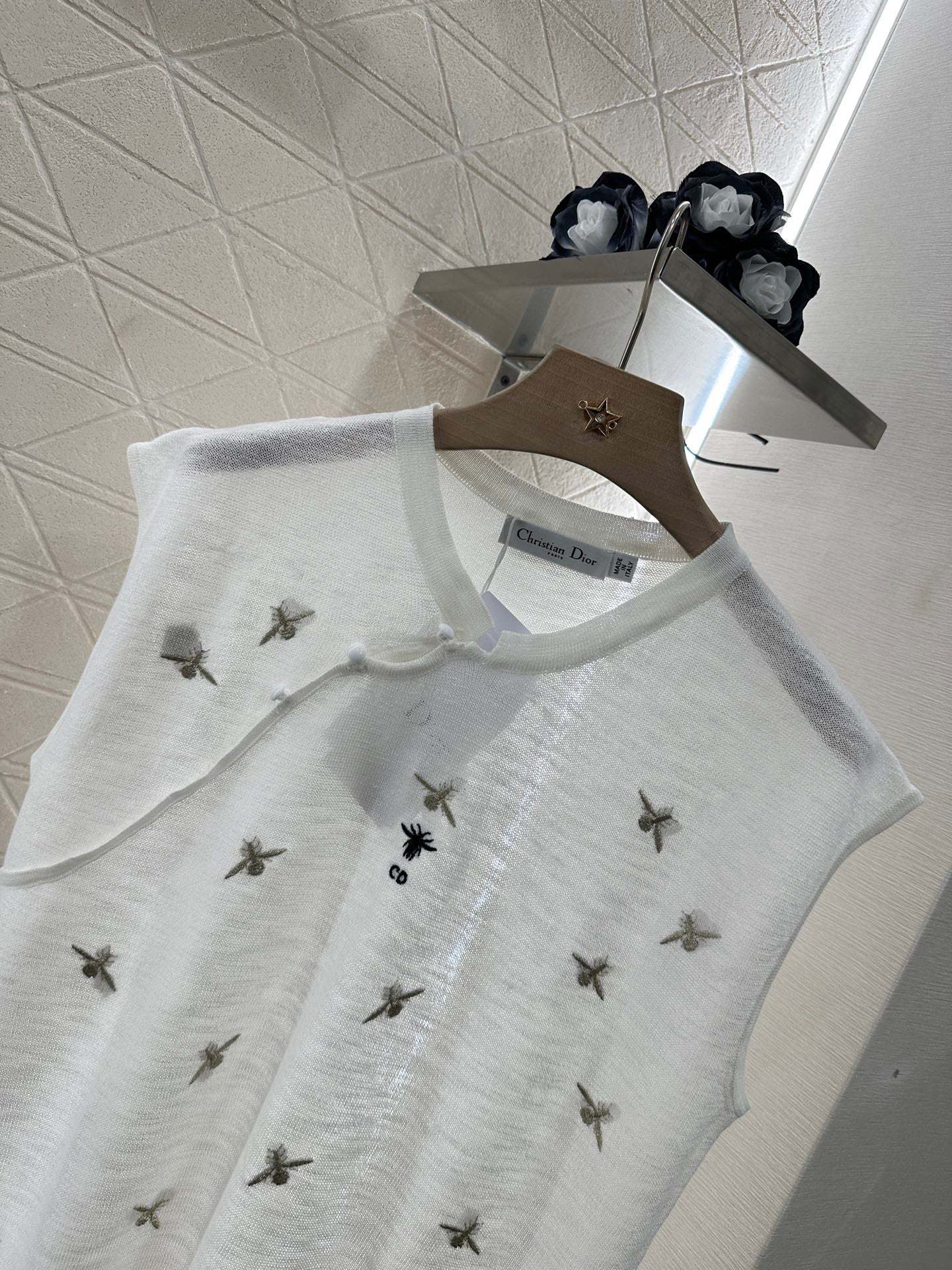 D*♥2025 new product Embroidered knitted vest