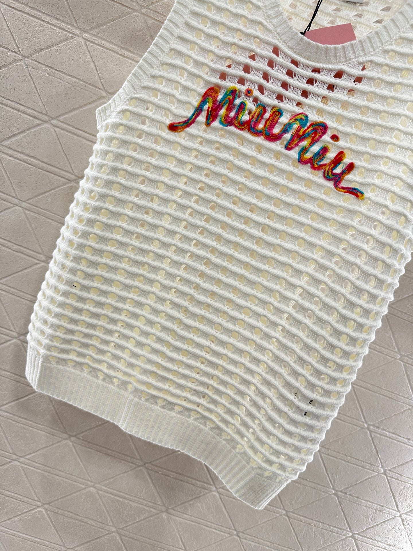 Mi*mi*♥2025 new product Hollow knitted vest