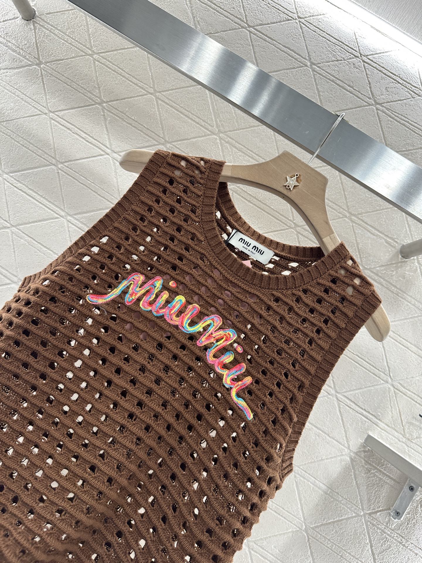 Mi*mi*♥2025 new product Hollow knitted vest