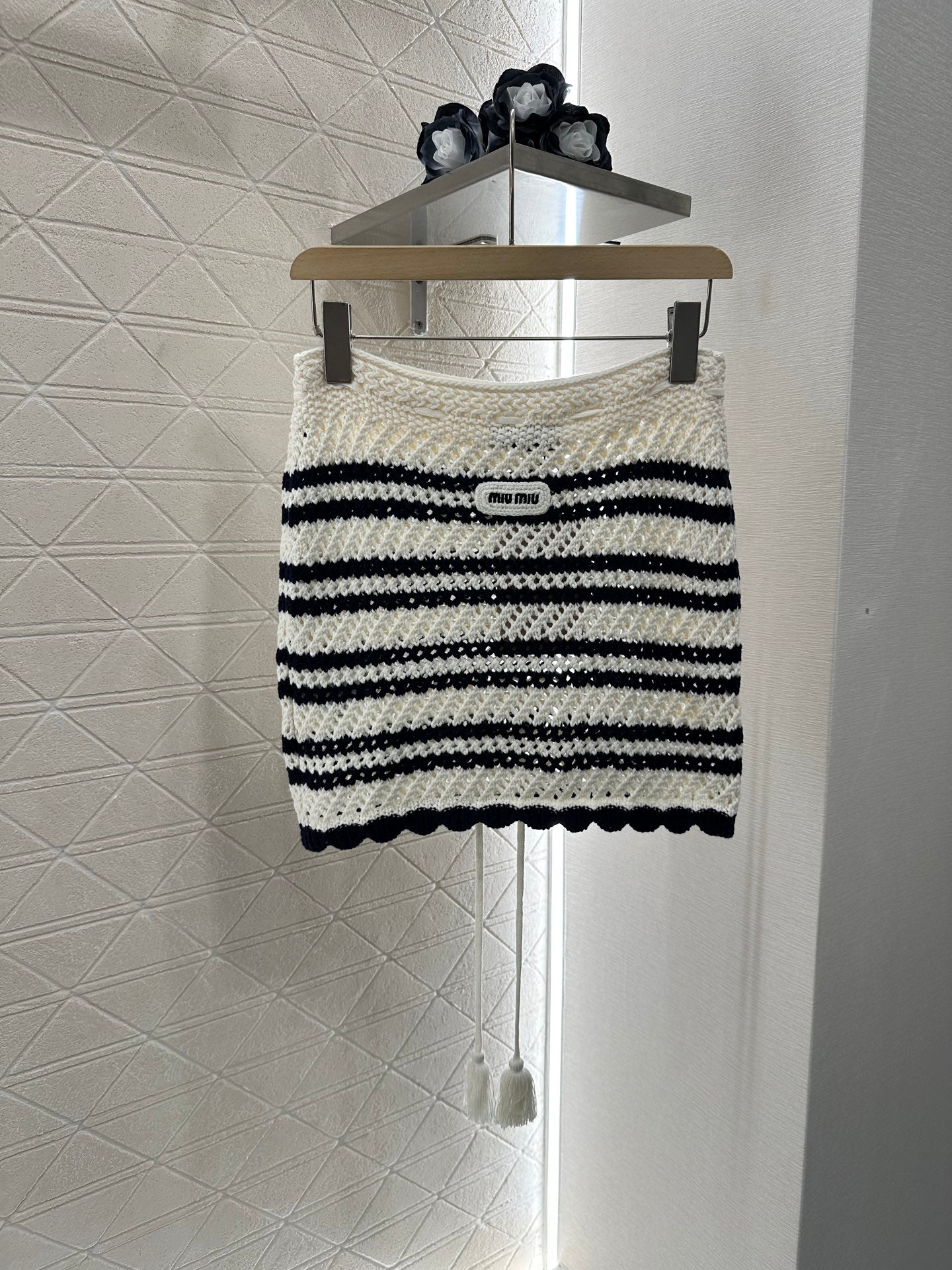 Mi*mi*♥2025 new product Short-sleeved cardigan and skirt set