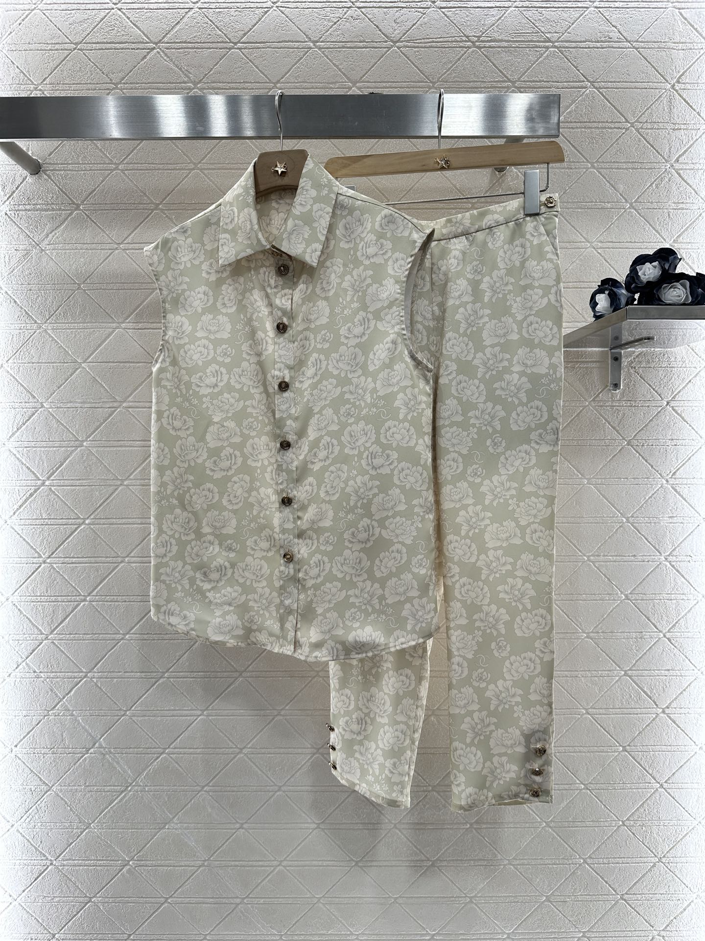 C*♥2025 new product Cropped pants suit