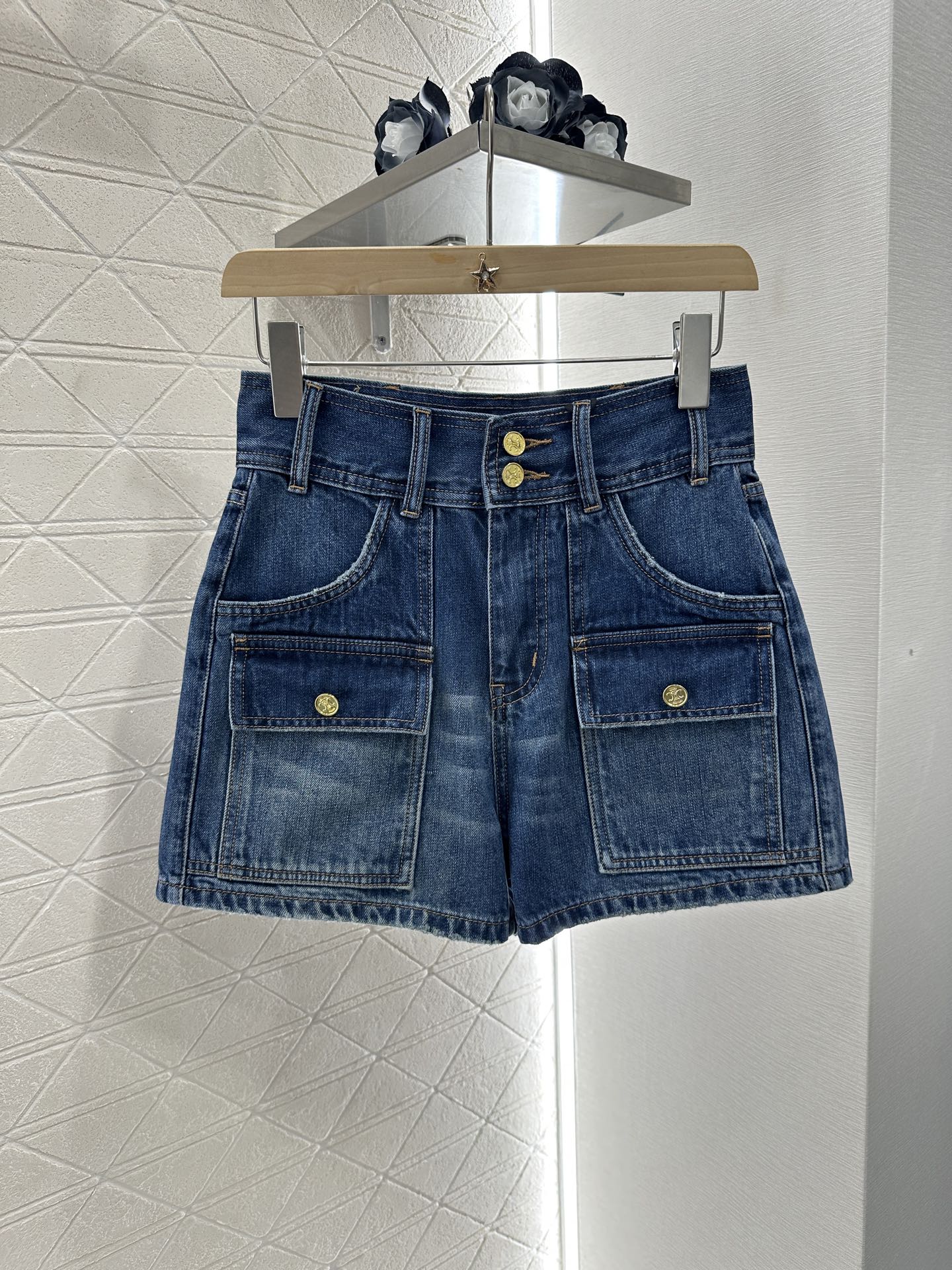 C*♥2025 new products Denim pocket shorts