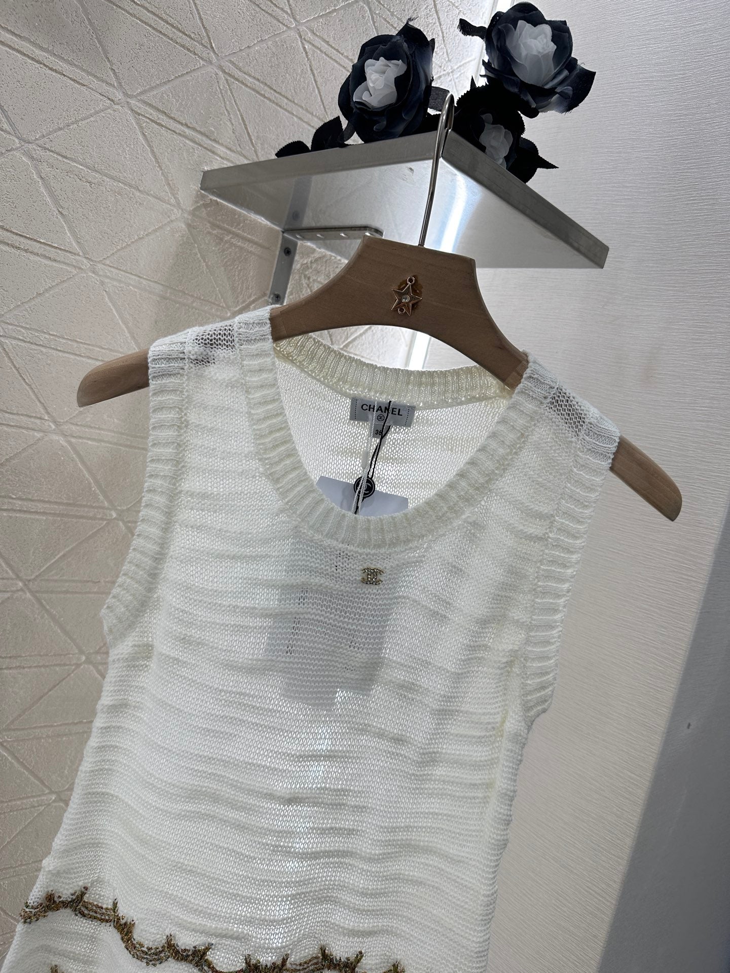 C*♥2025 new product Embroidered knitted vest