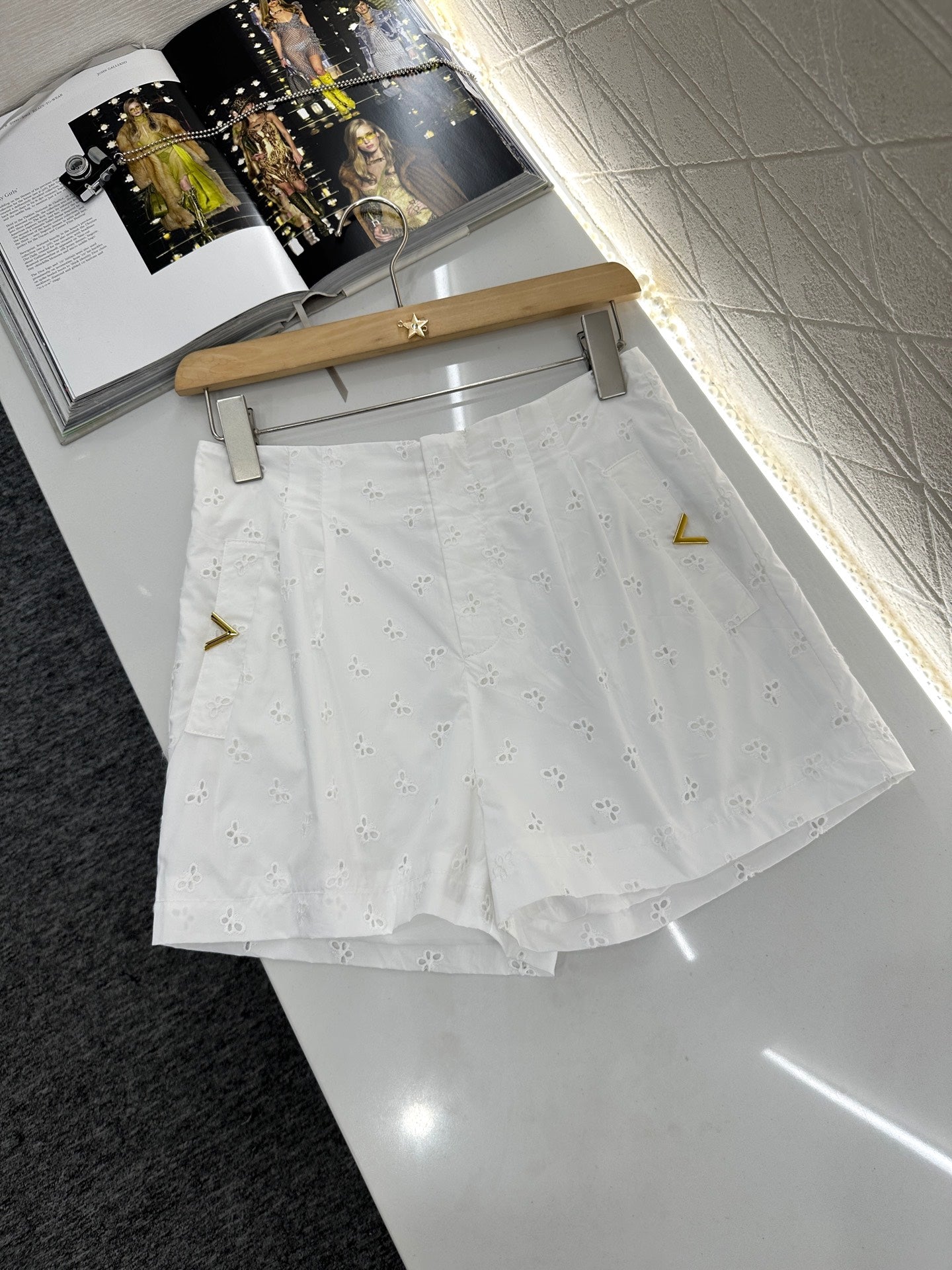 V*♥2025 new products Shirt and shorts set