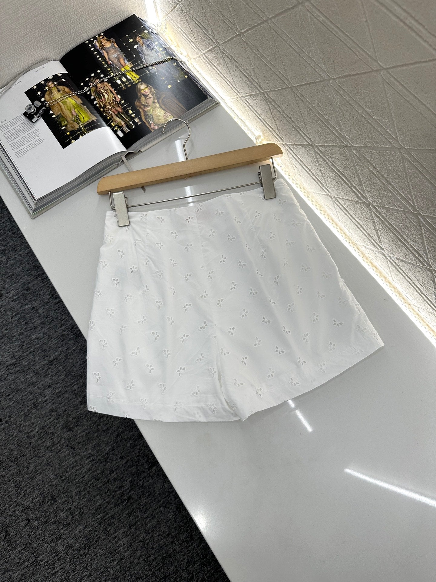 V*♥2025 new products Shirt and shorts set