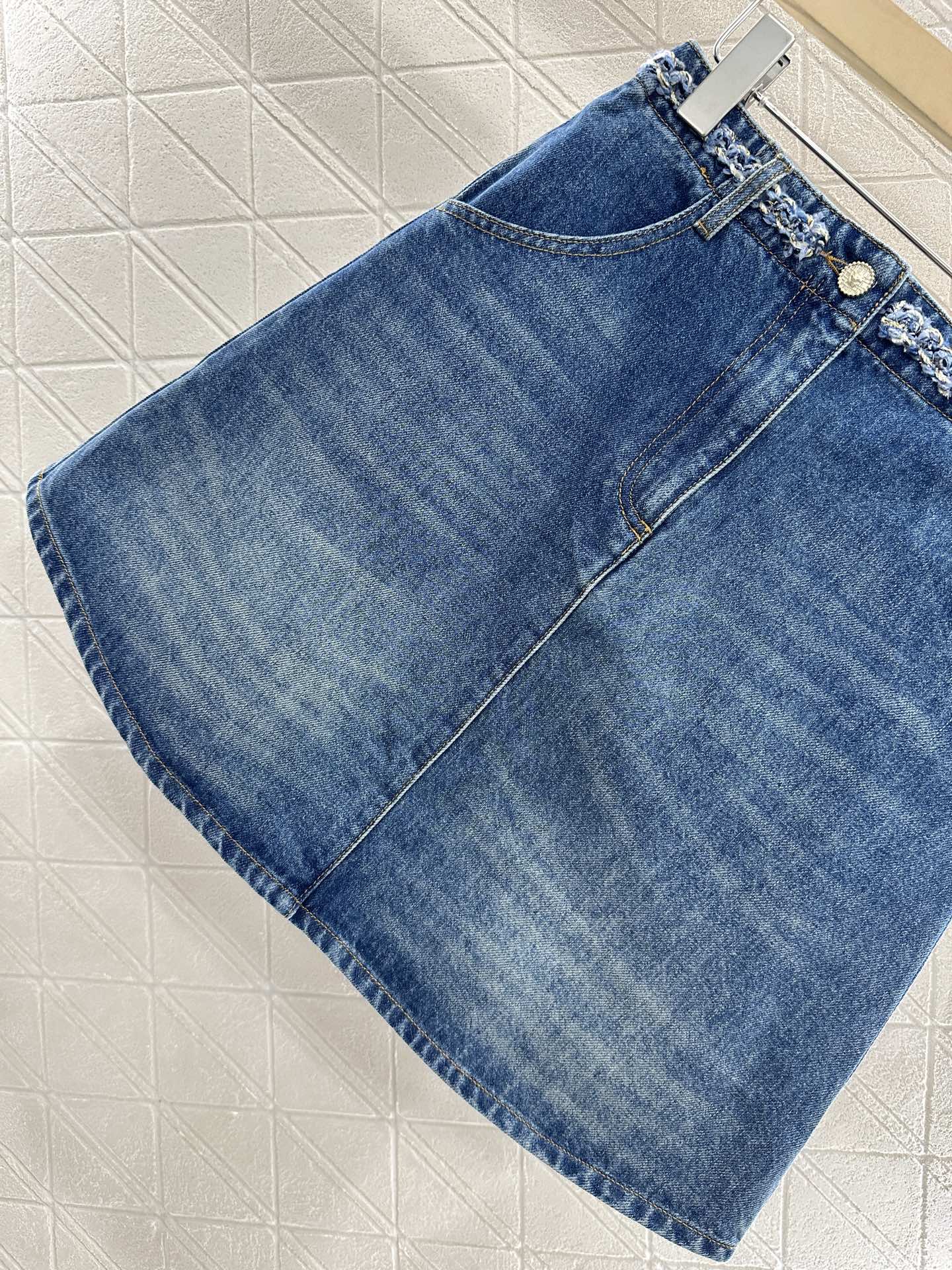 C*♥2025 new product Denim skirt with hem