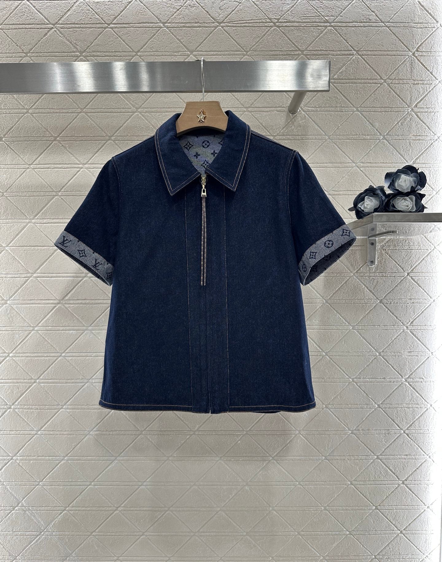 Louis*♥2025 new products Jacket and shorts set