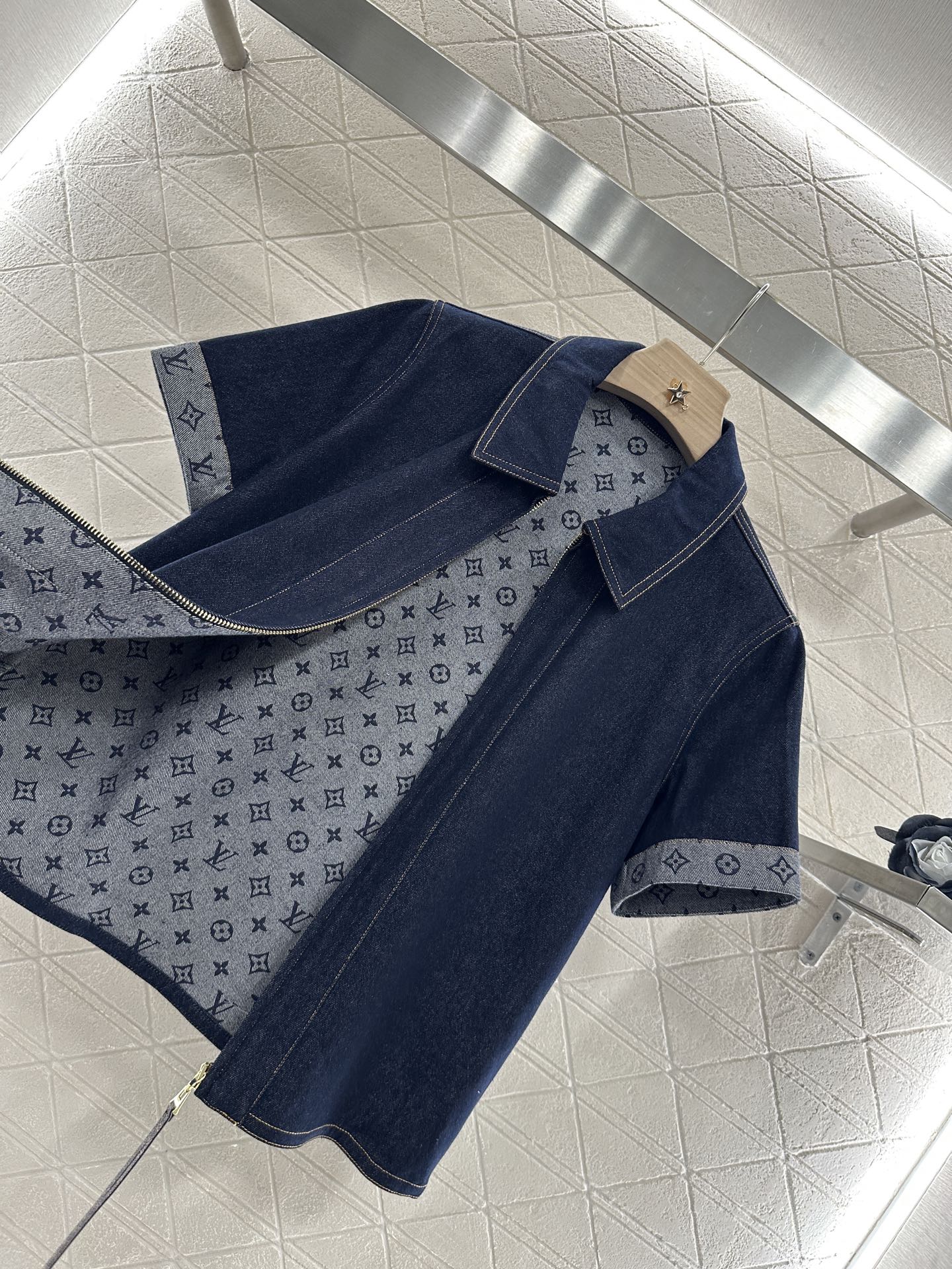 Louis*♥2025 new products Jacket and shorts set
