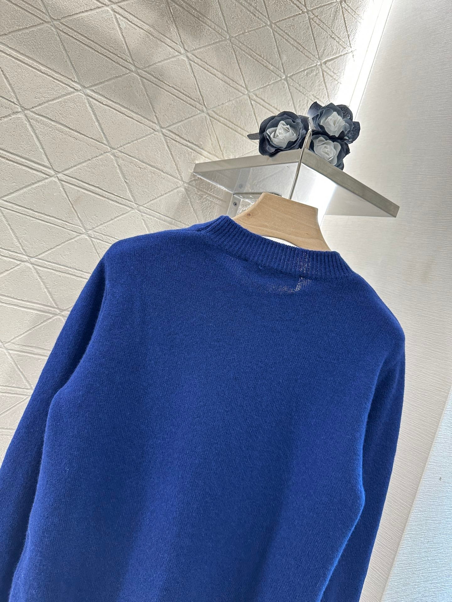 Louis *♥2025 new product Sequin sweater