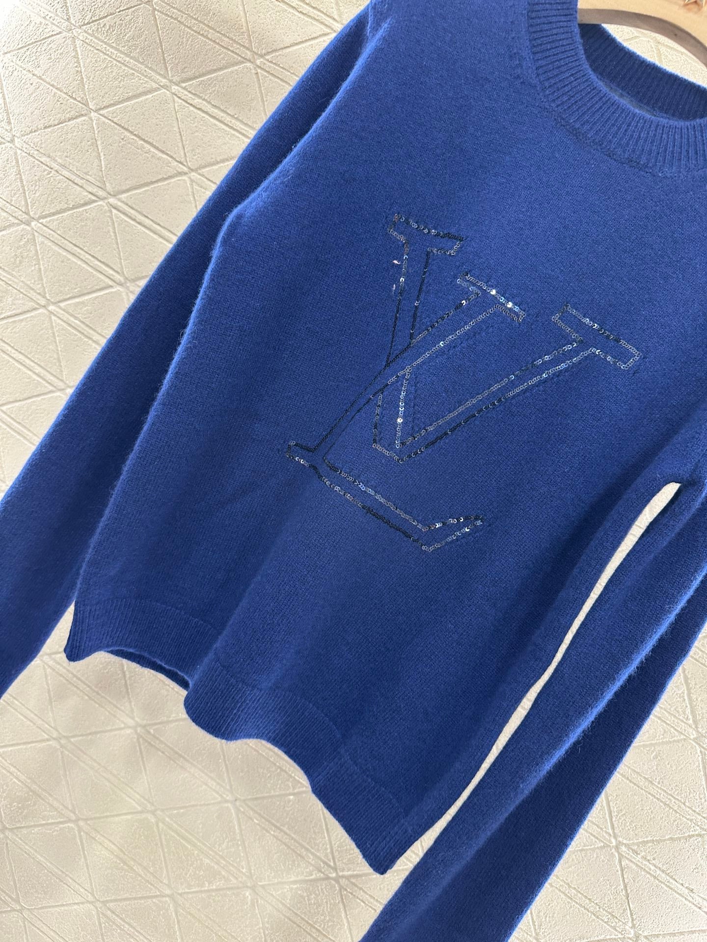 Louis *♥2025 new product Sequin sweater