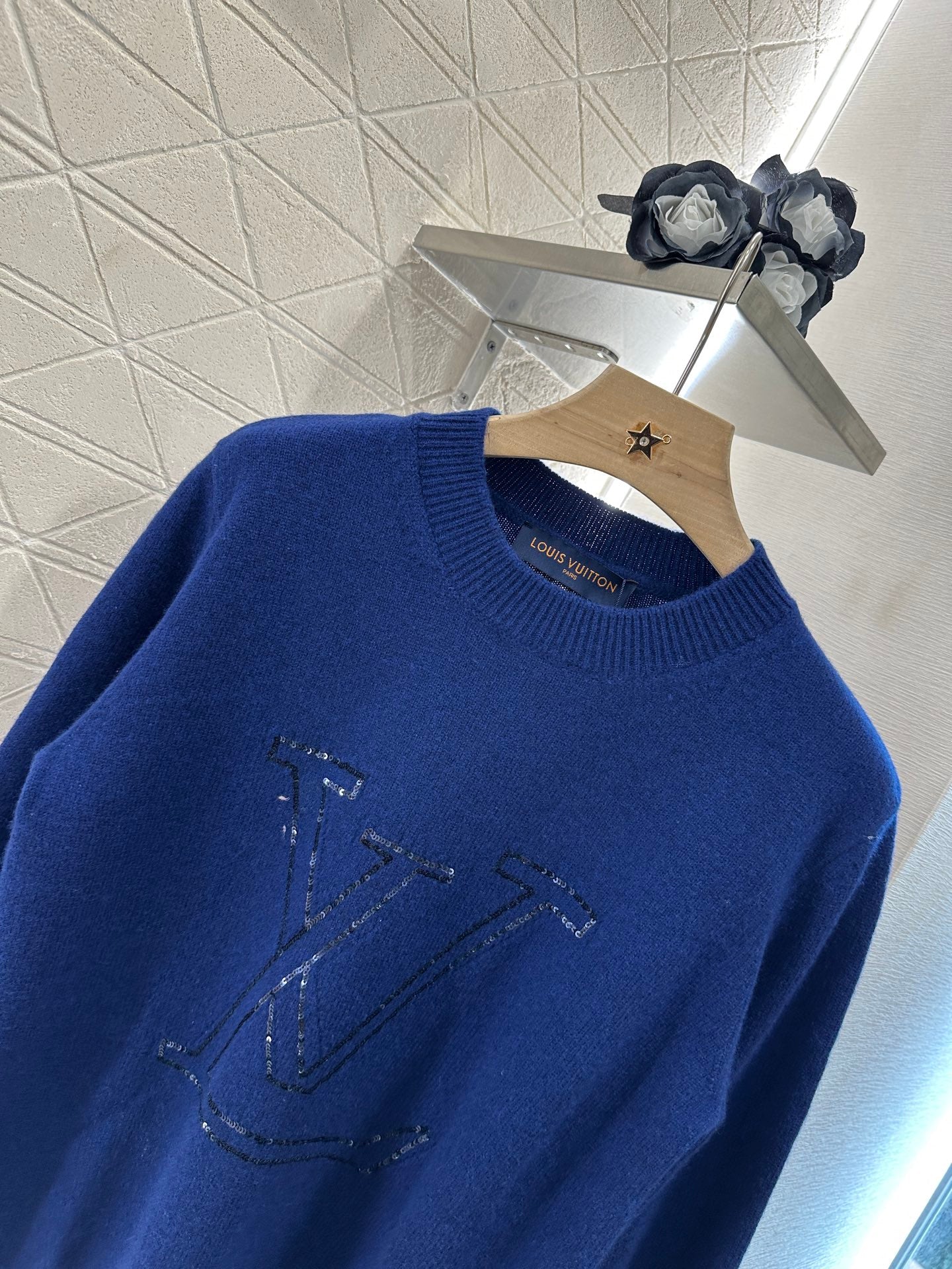 Louis *♥2025 new product Sequin sweater
