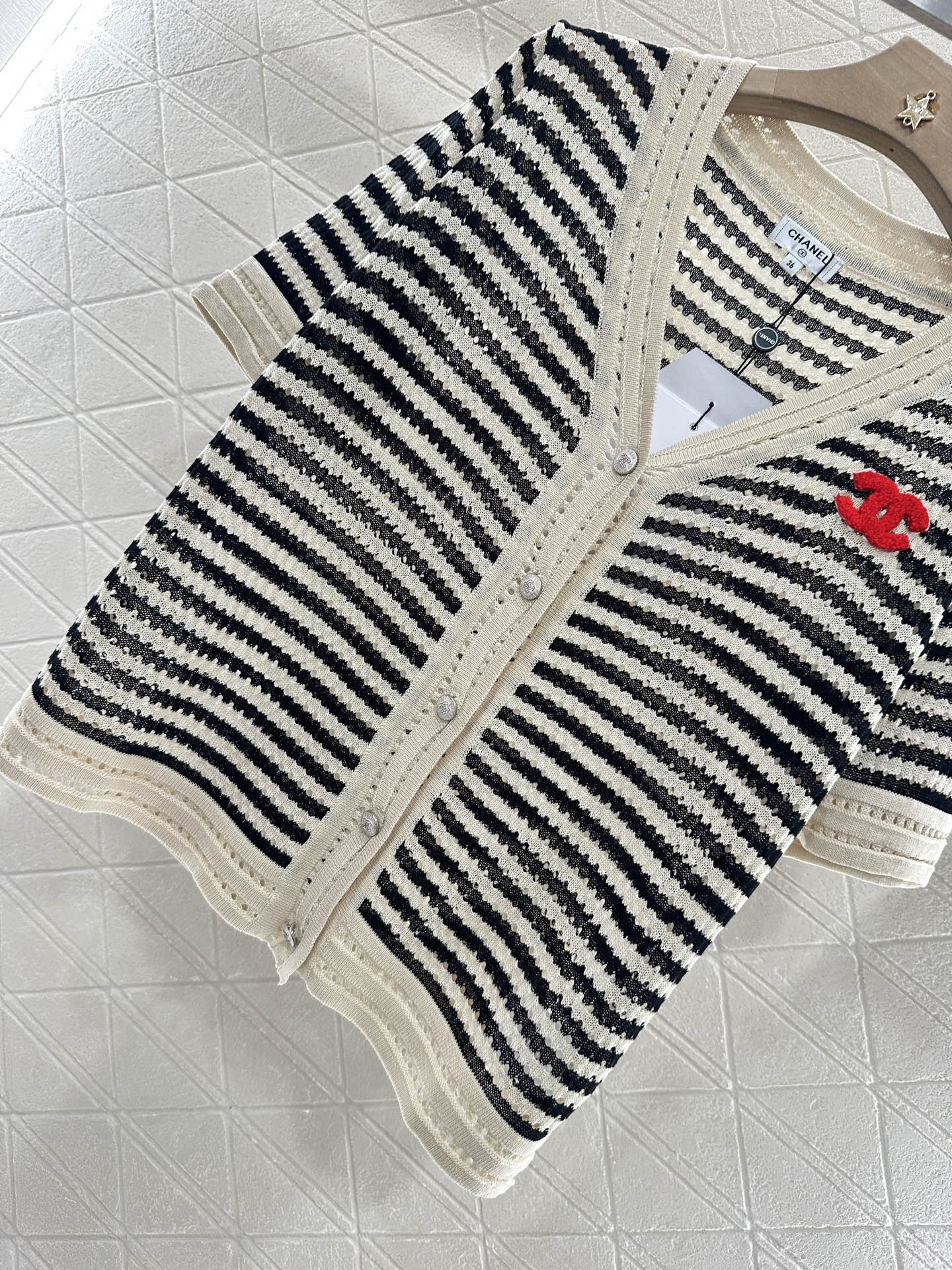 C*♥2025 new product Knitted short-sleeved cardigan