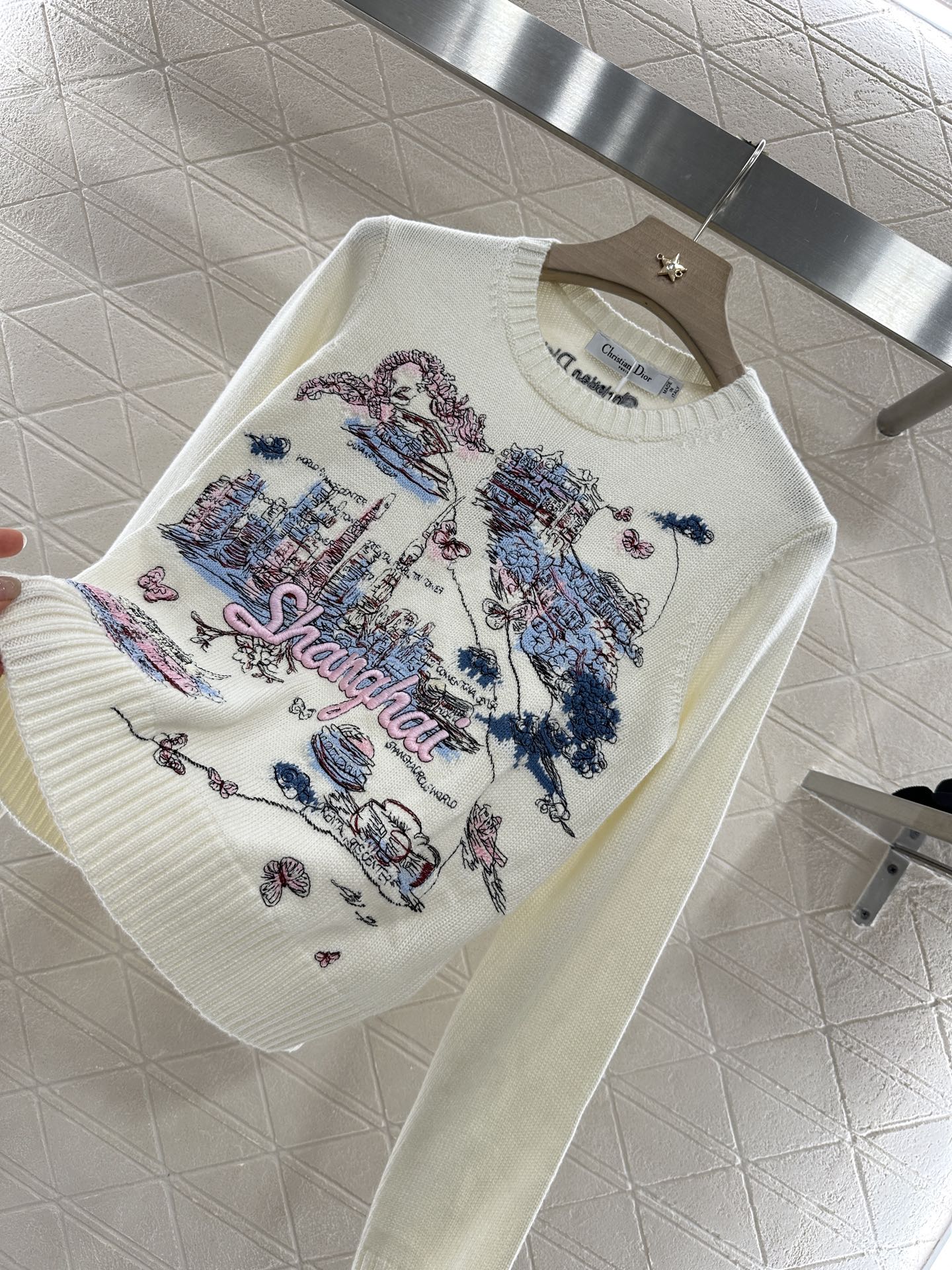 D*♥2025 new products Embroidered sweater