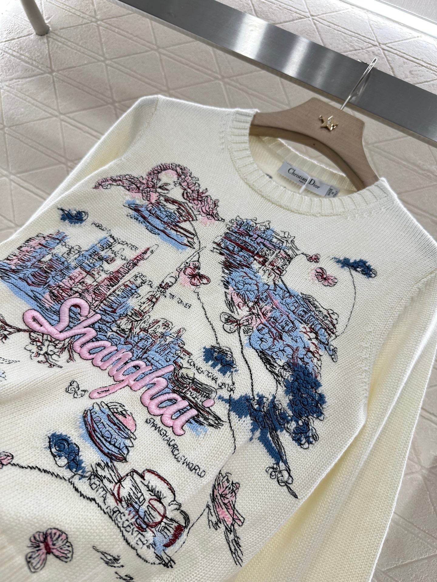 D*♥2025 new products Embroidered sweater