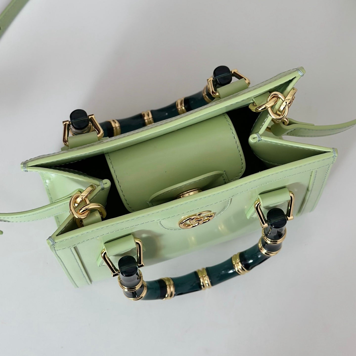 High quality 💯 ladies bag