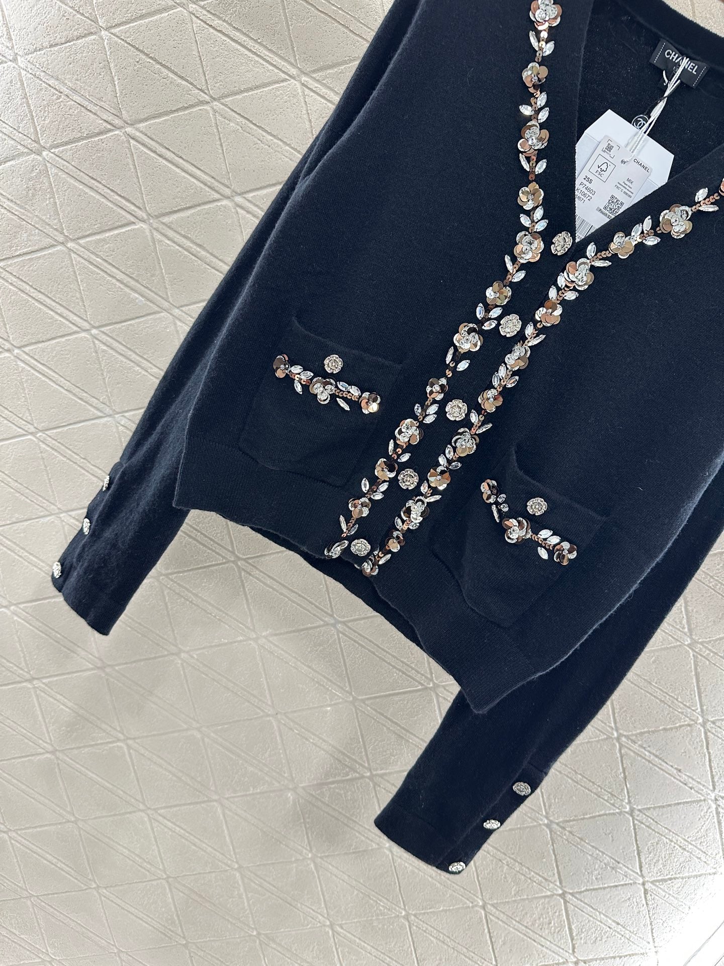 C*♥2024 new product Beaded flower knitted cardigan