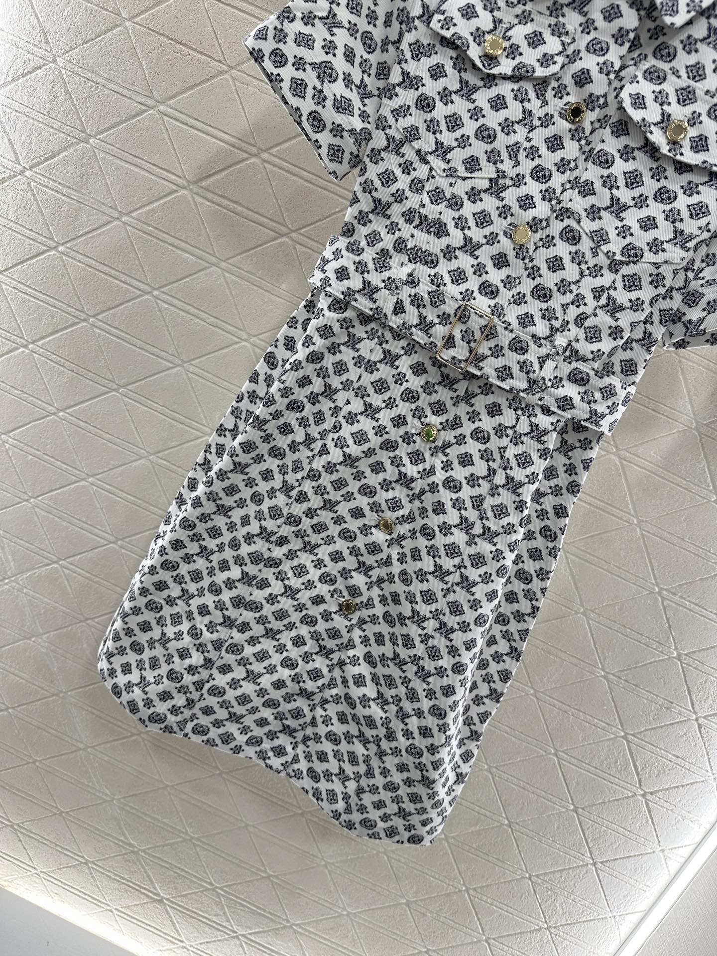 L*♥2025 new product Printed belt denim dress