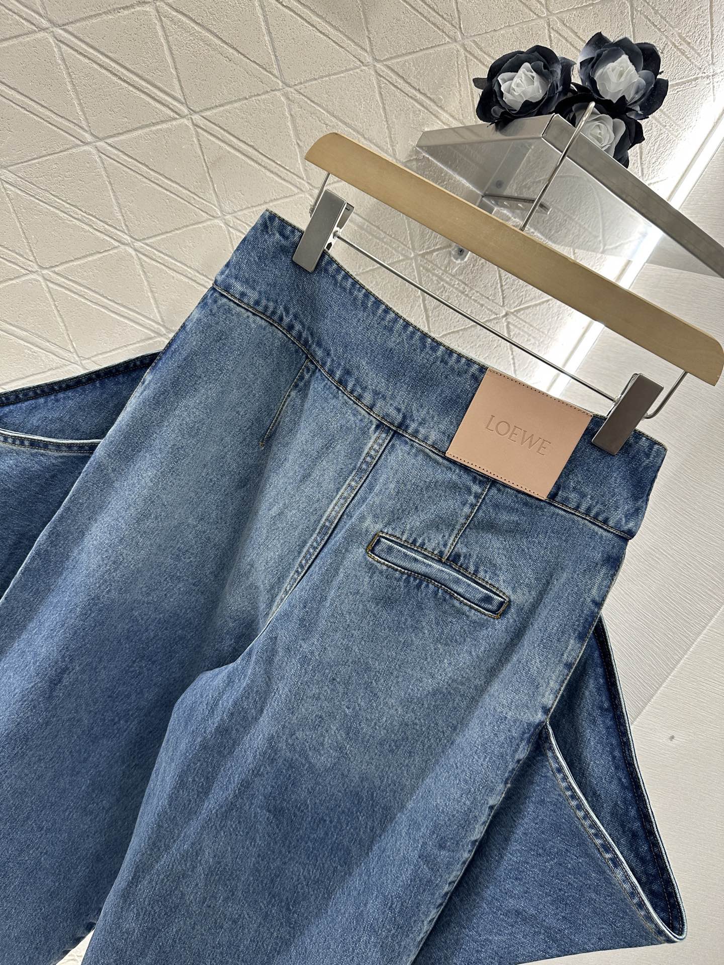L*♥2025 new product Super cool denim cropped pants