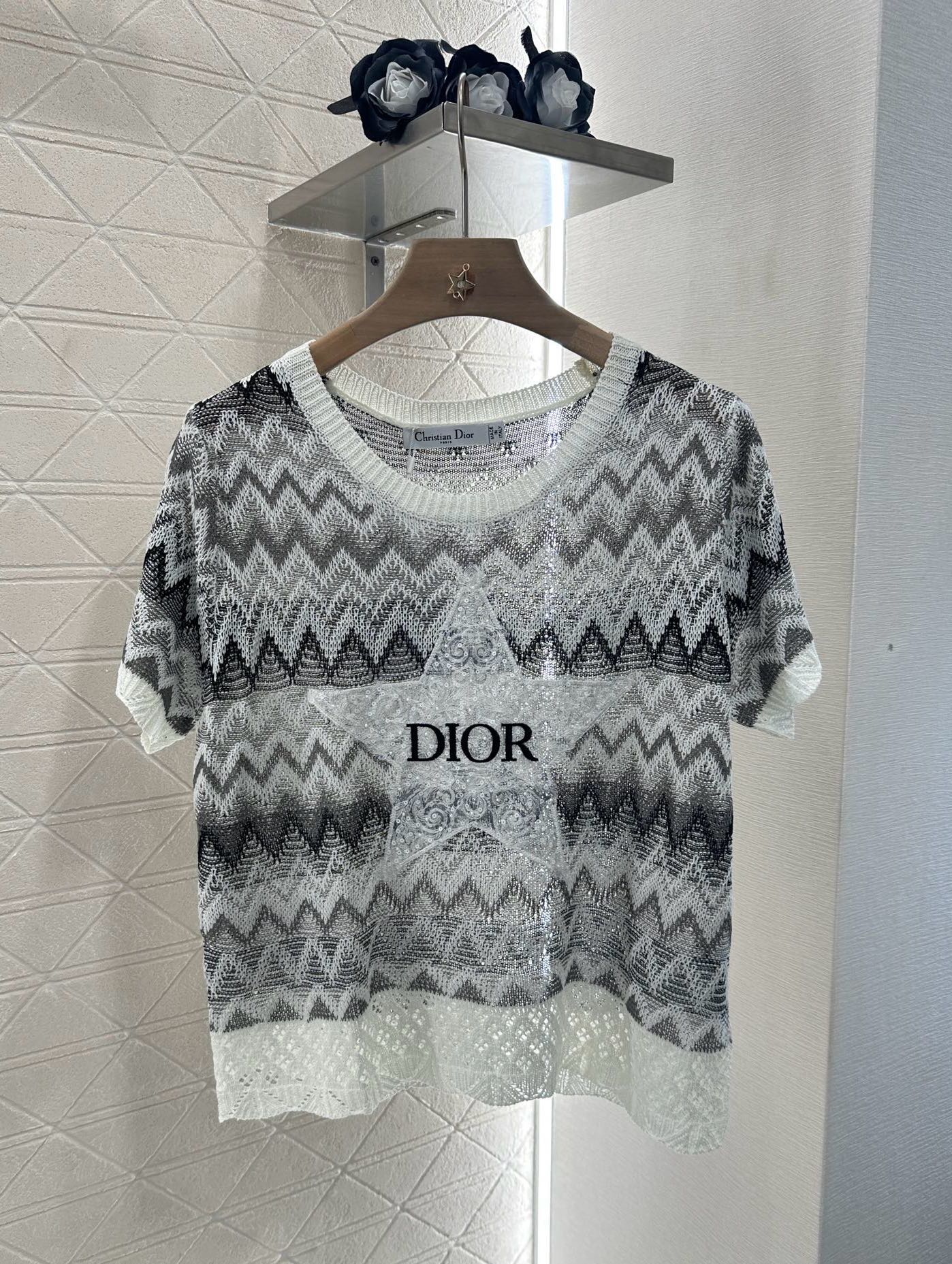 D*♥2025 new products Embroidered knitted top