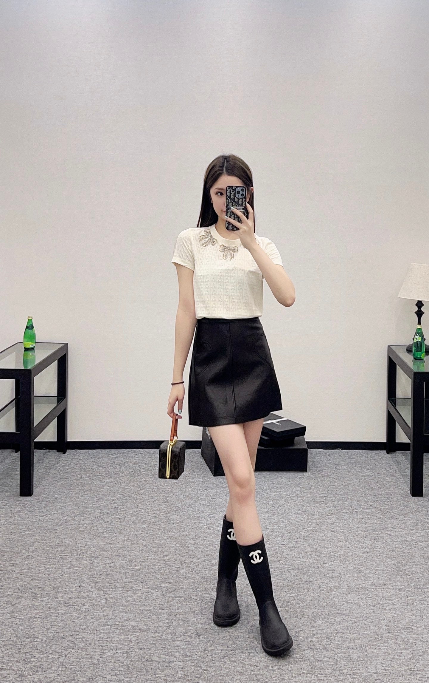 V*♥2025 new product Hollow bow