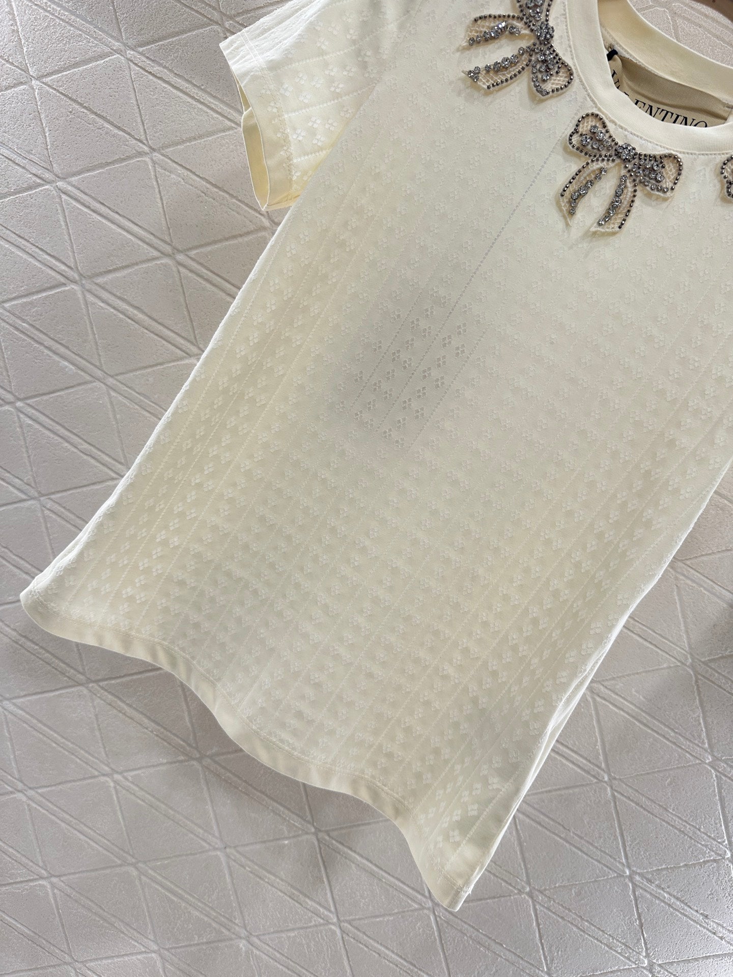 V*♥2025 new product Hollow bow