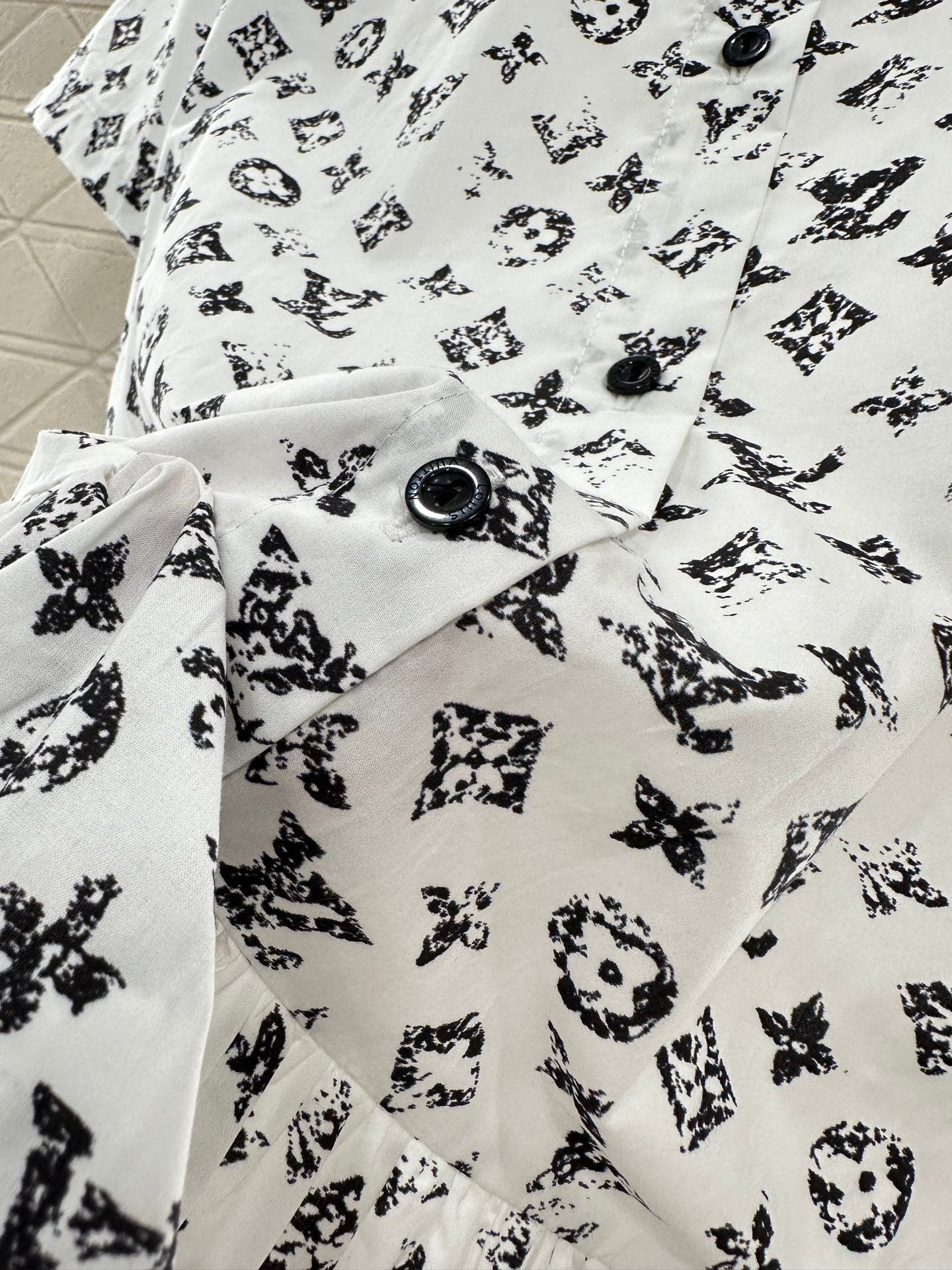 L*♥2025 new product Short-sleeved dress