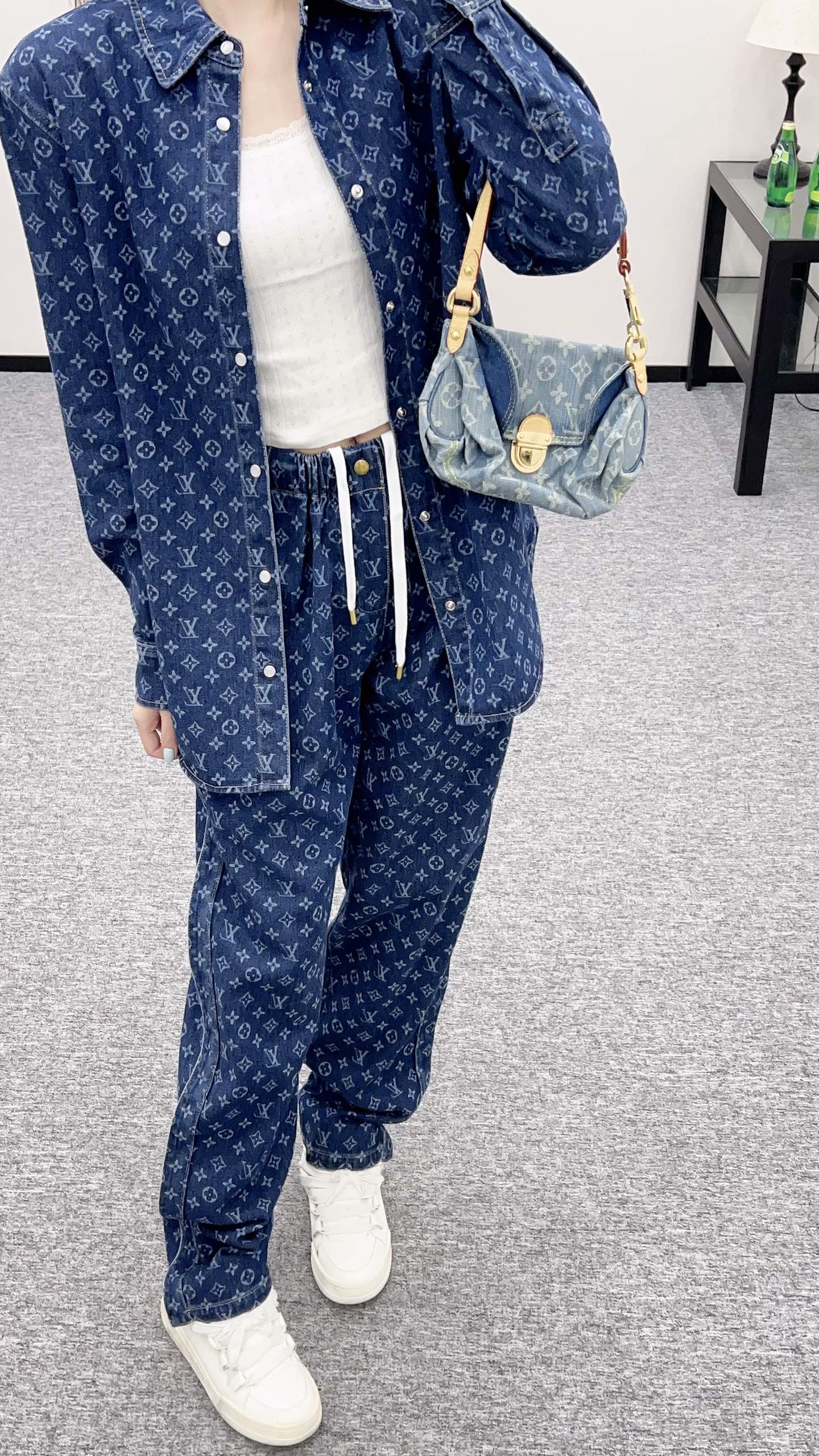 L*♥2025 new products Shirt and jeans trousers set