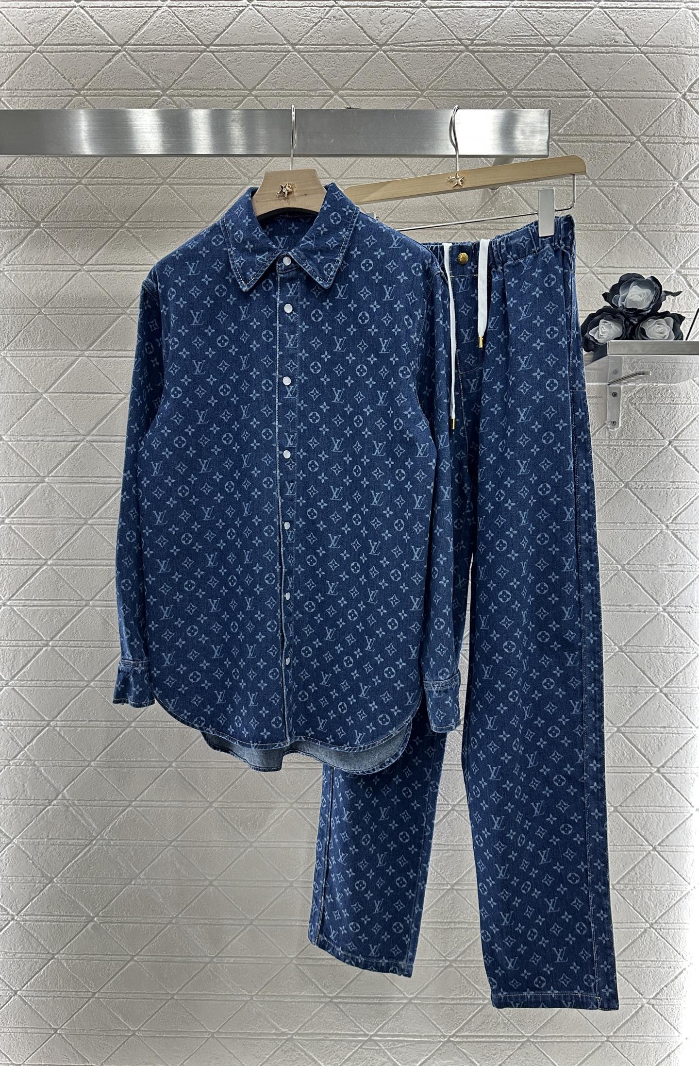 L*♥2025 new products Shirt and jeans trousers set