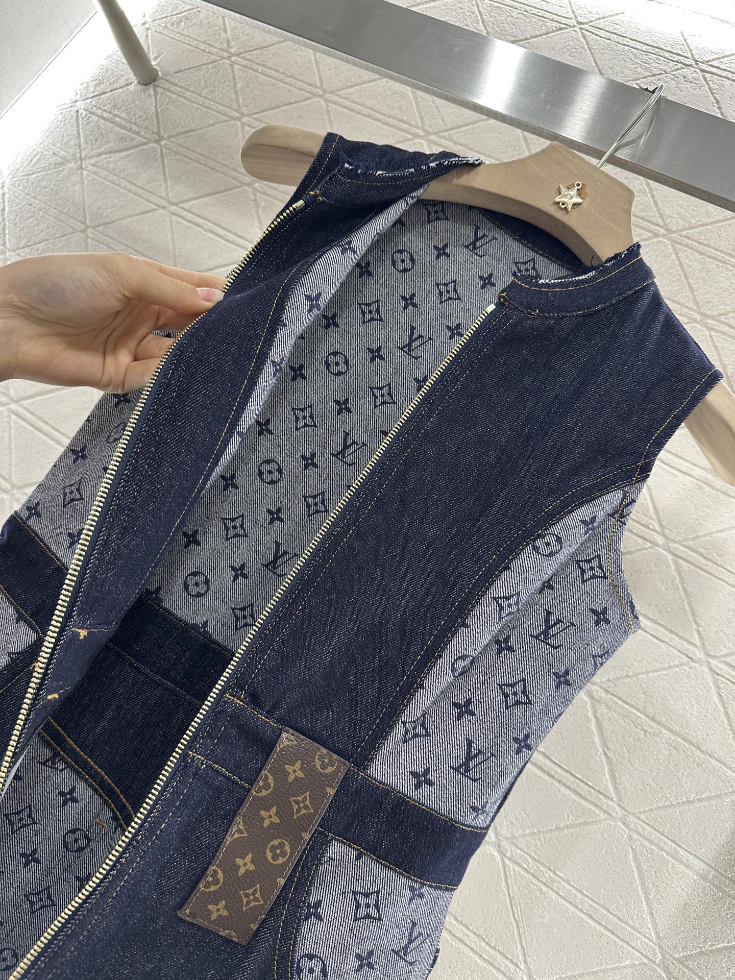 Louis *♥2025 new product Jacquard leather vest skirt
