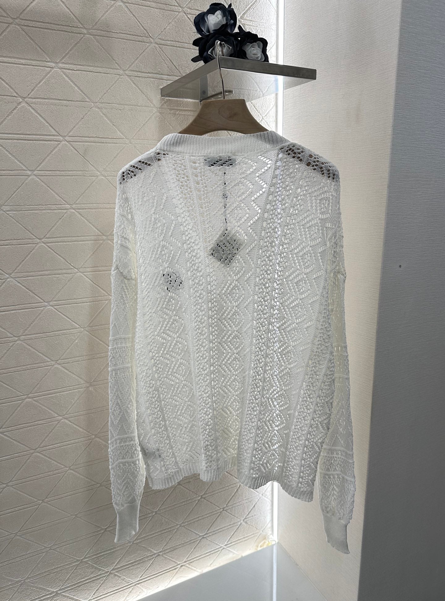 L*♥2025 new product Hollow cardigan and skirt set