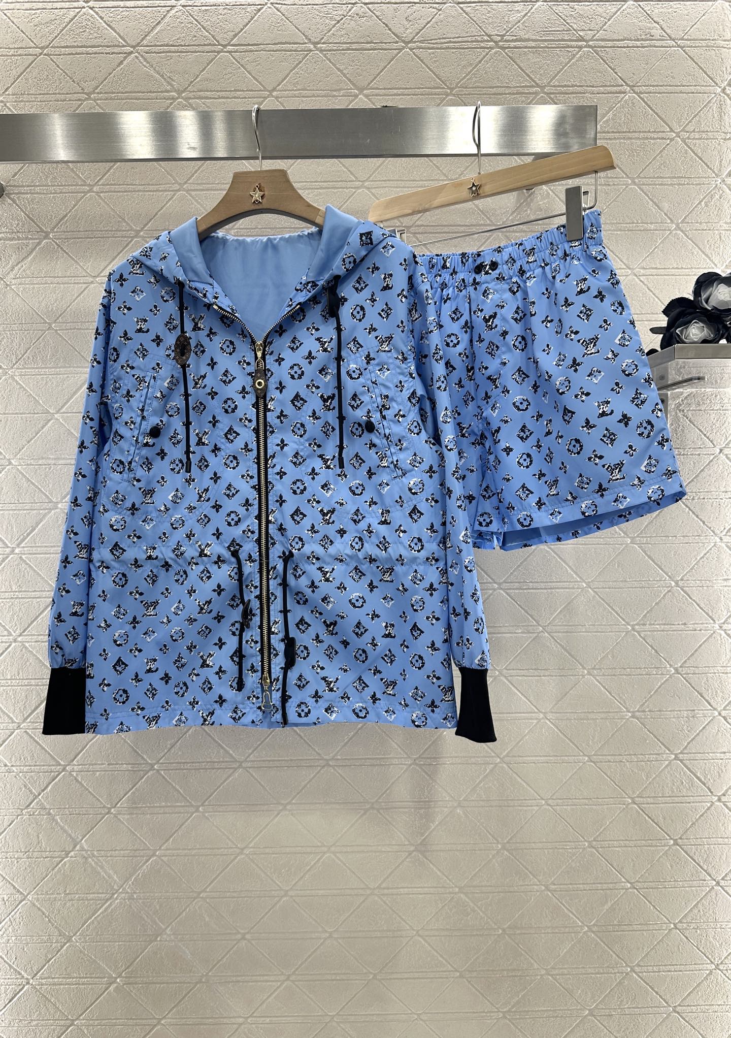 Louis *♥New Arrival Hooded Jacket and Shorts Set